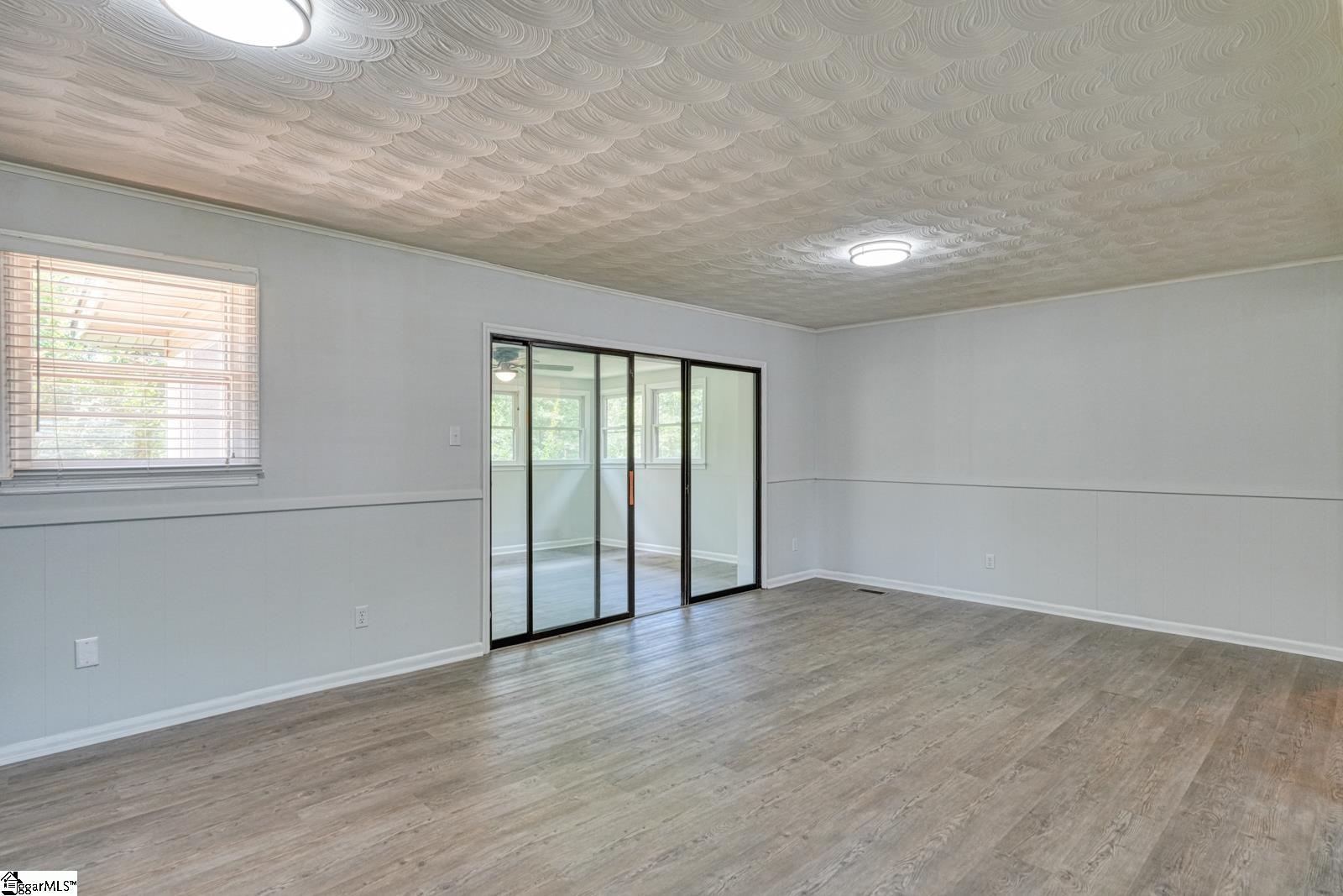 1291 Montview Street Spartanburg, SC 29307