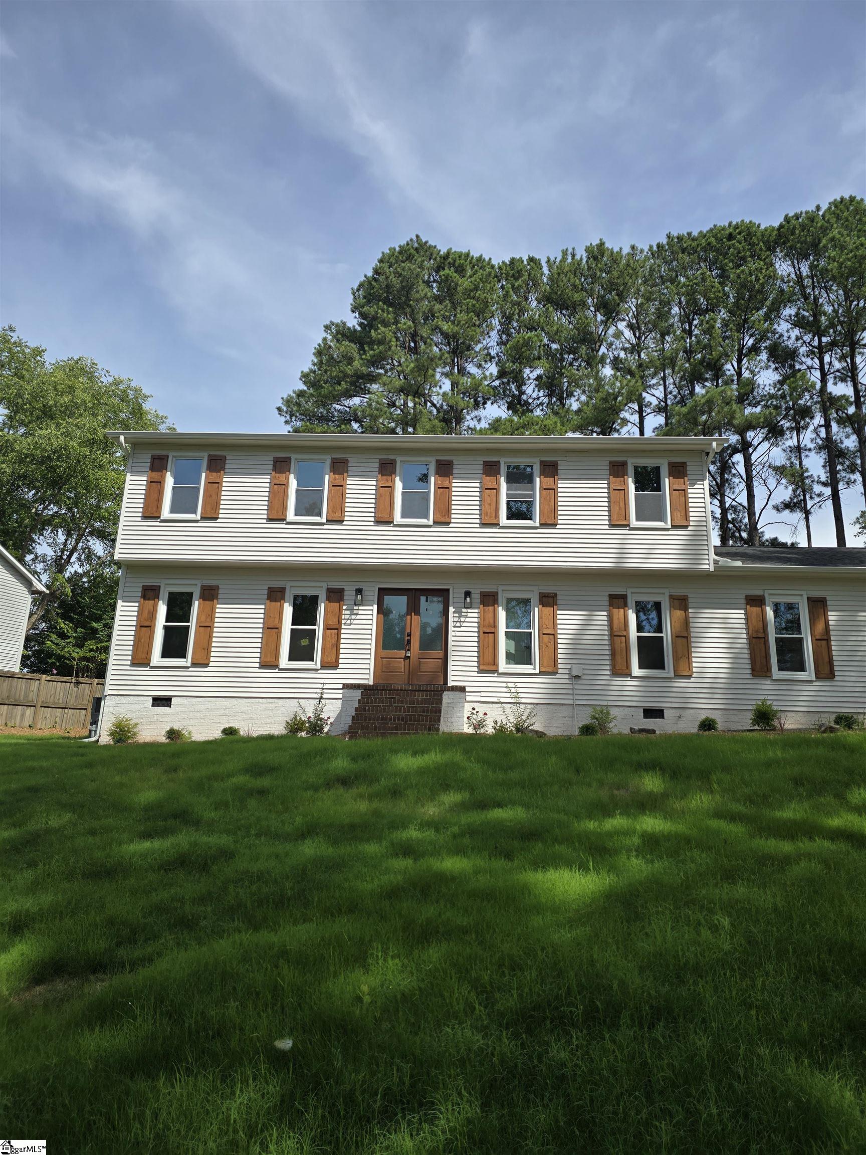 1 Brynhurst Circle Greenville, SC 29615