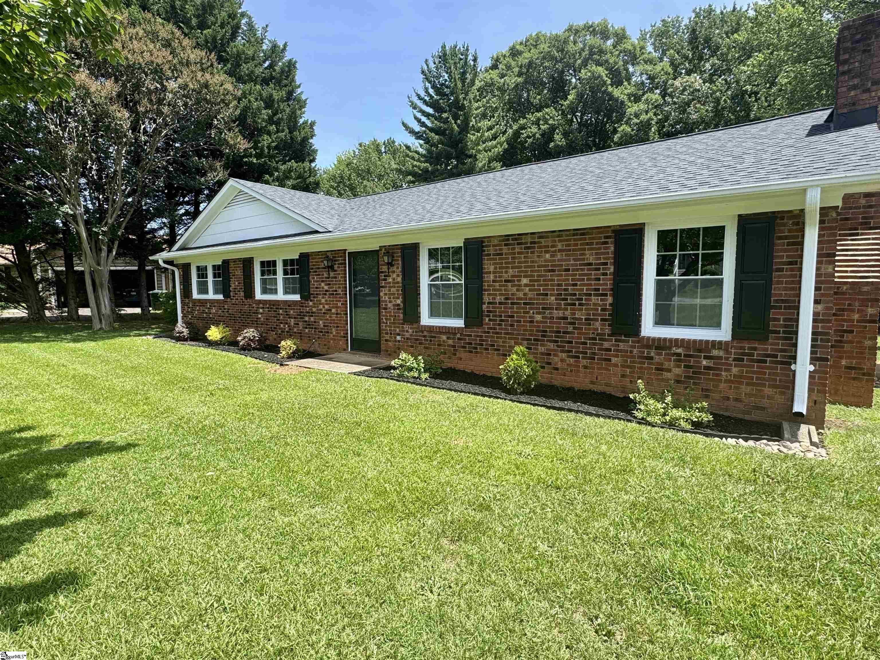 228 Greenridge Drive Moore, SC 29369