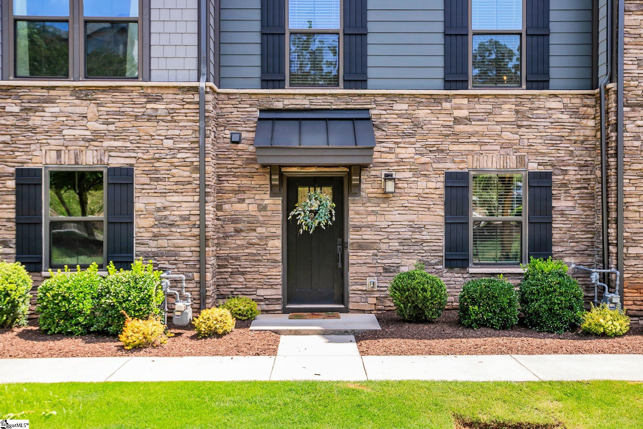 20 Rollins Avenue Greenville, SC 29607