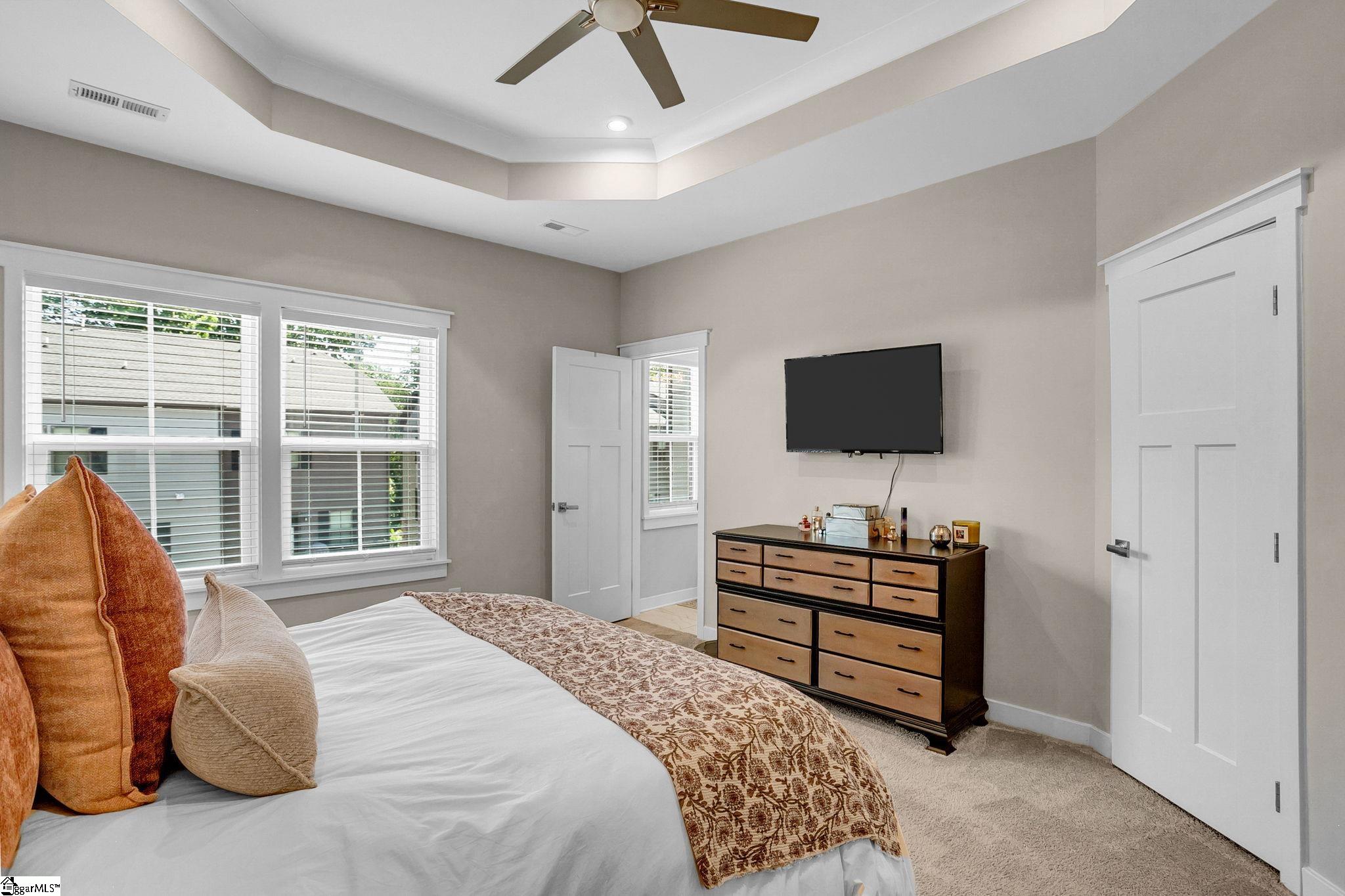 20 Rollins Avenue Greenville, SC 29607