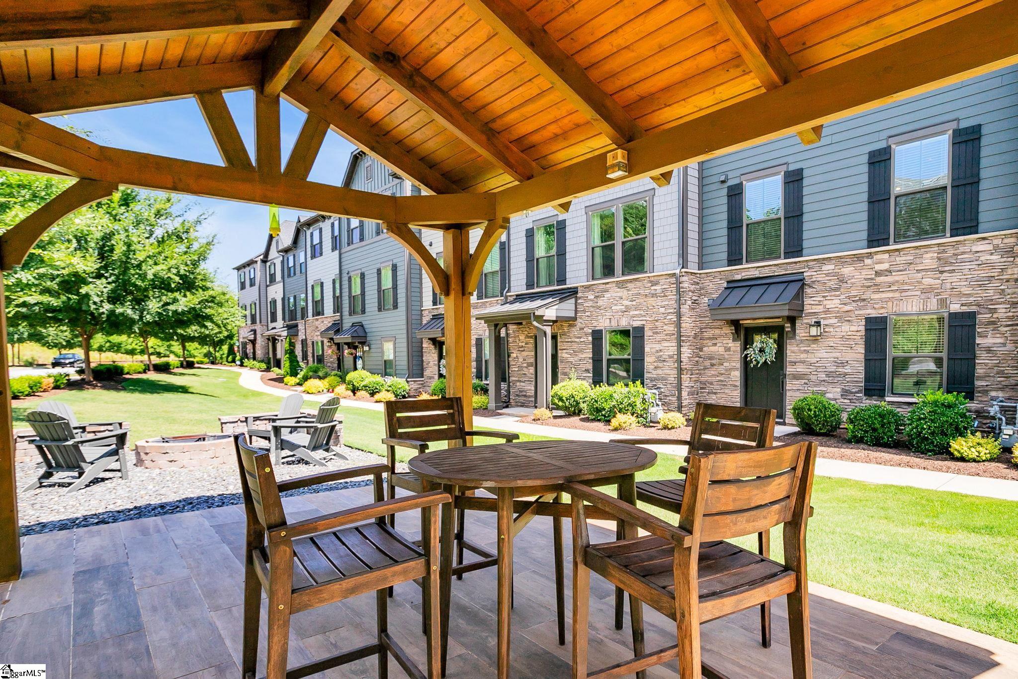 20 Rollins Avenue Greenville, SC 29607