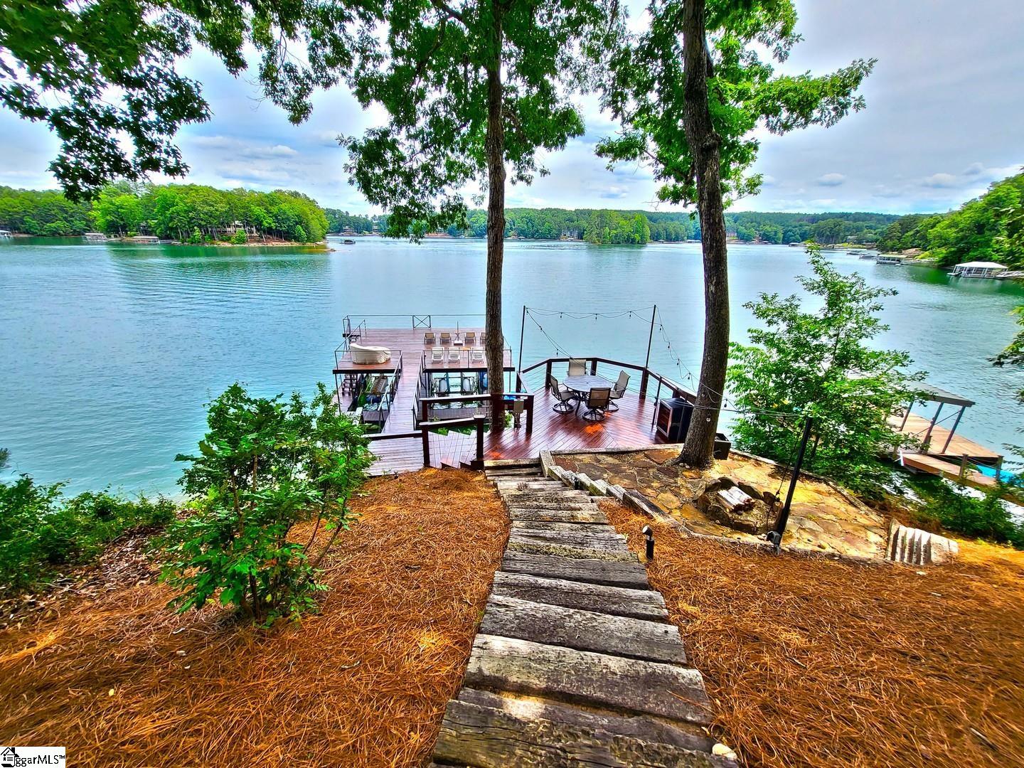 108 Carolina Cove Road Seneca, SC 29672