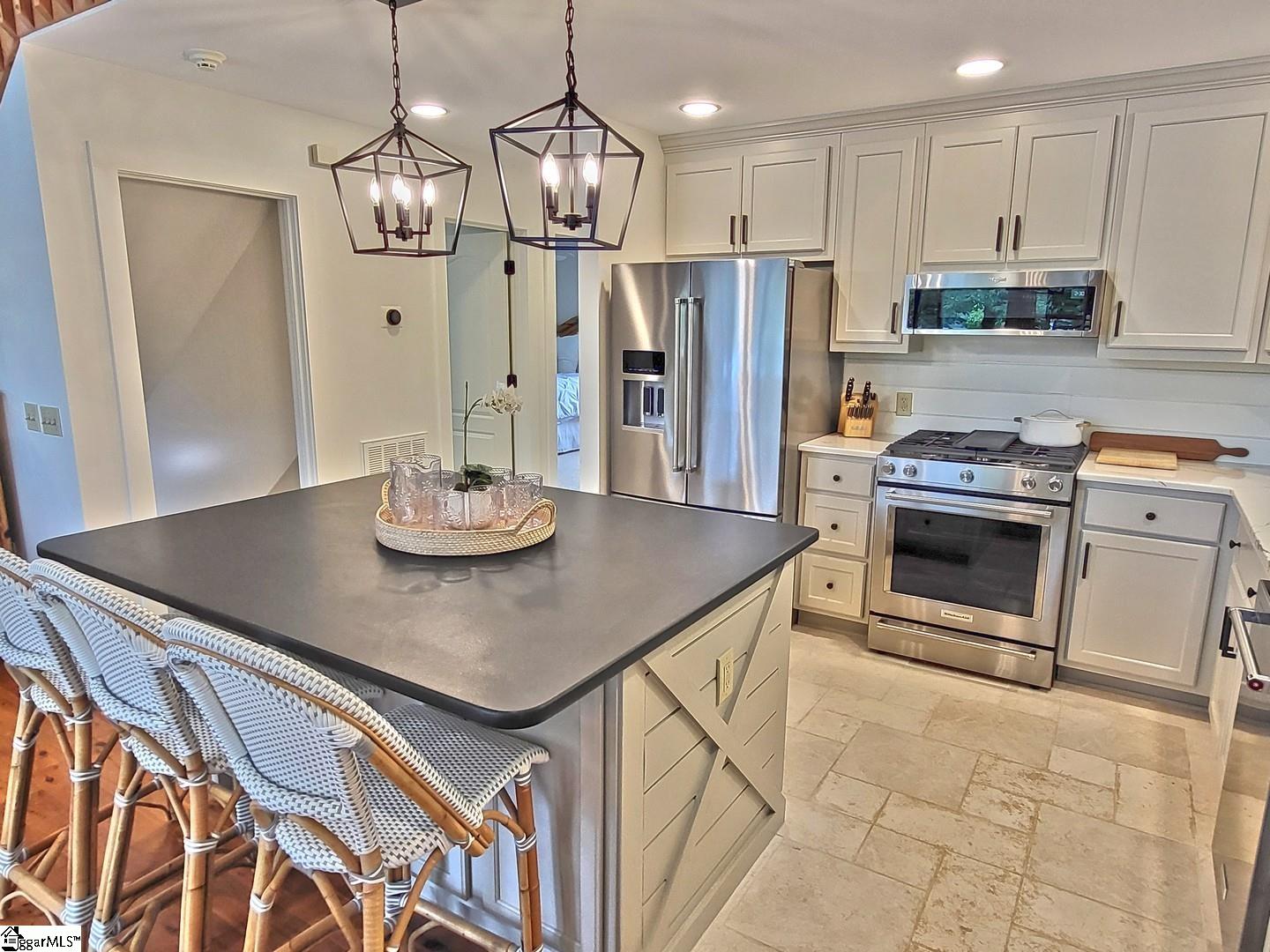 108 Carolina Cove Road Seneca, SC 29672