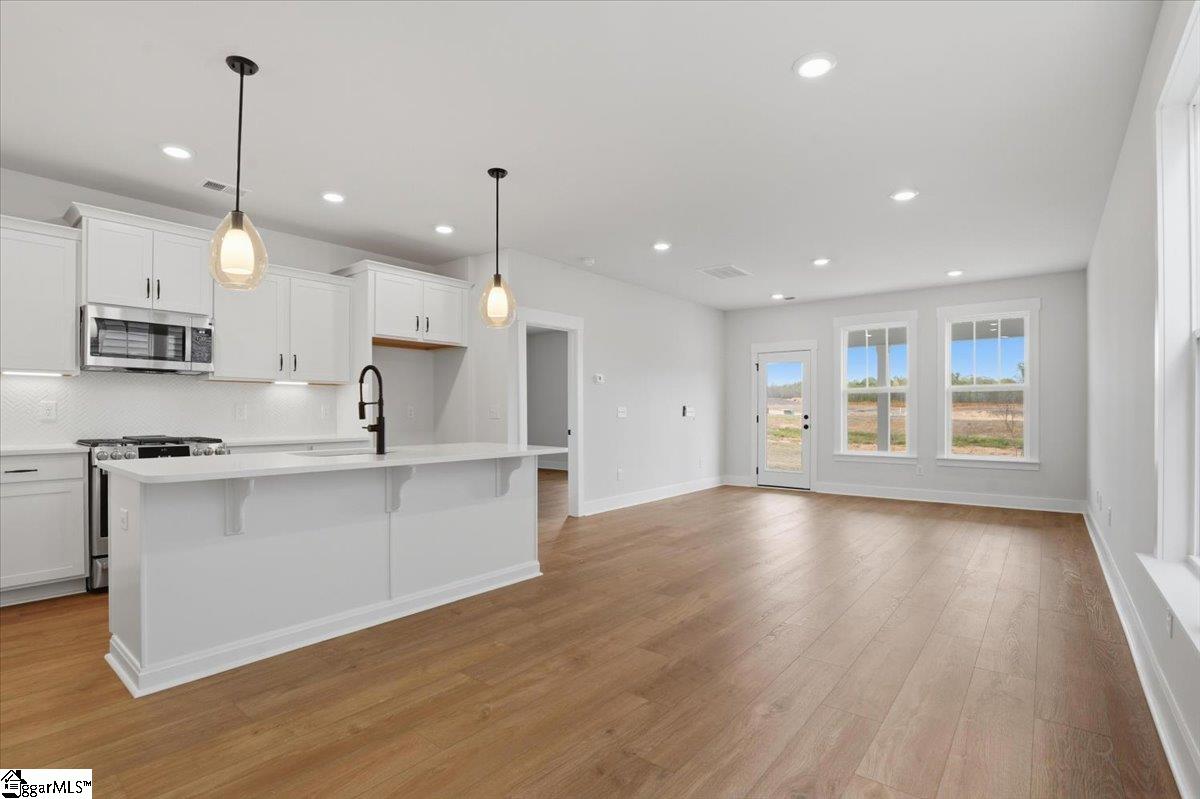 457 Amaryllis Lane Woodruff, SC 29388