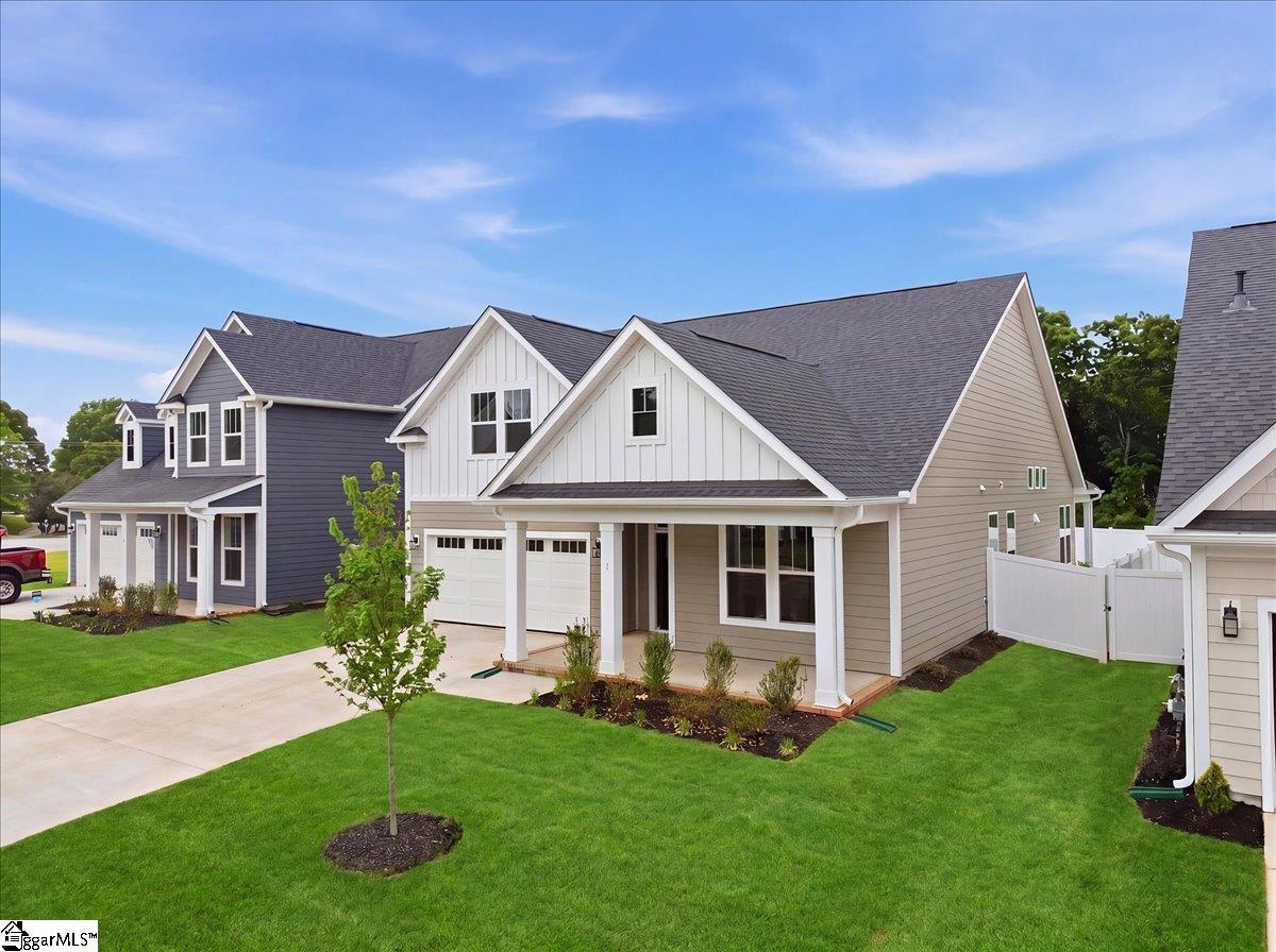 7 Pelham Crossing Drive Greenville, SC 29615