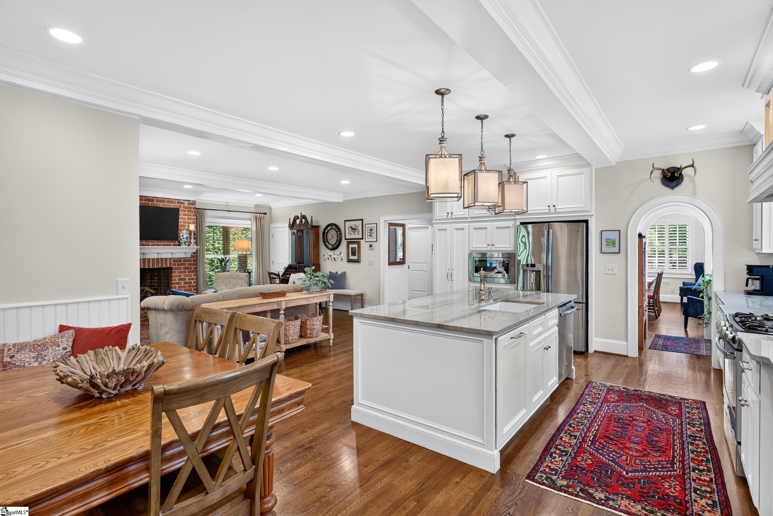 18 Argonne Drive Greenville, SC 29605