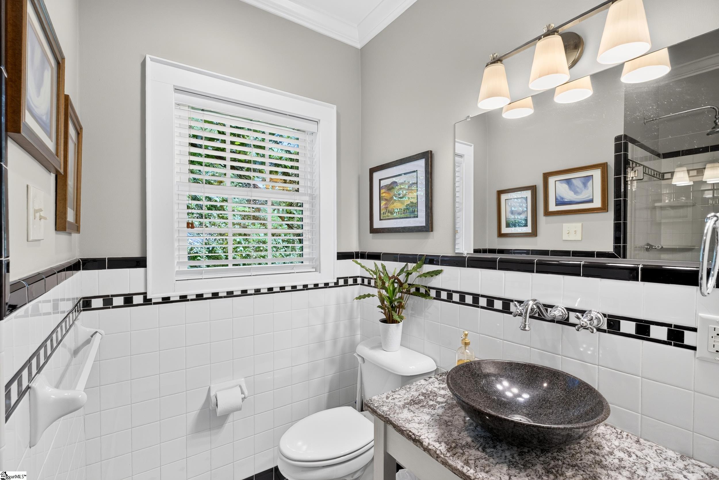 18 Argonne Drive Greenville, SC 29605