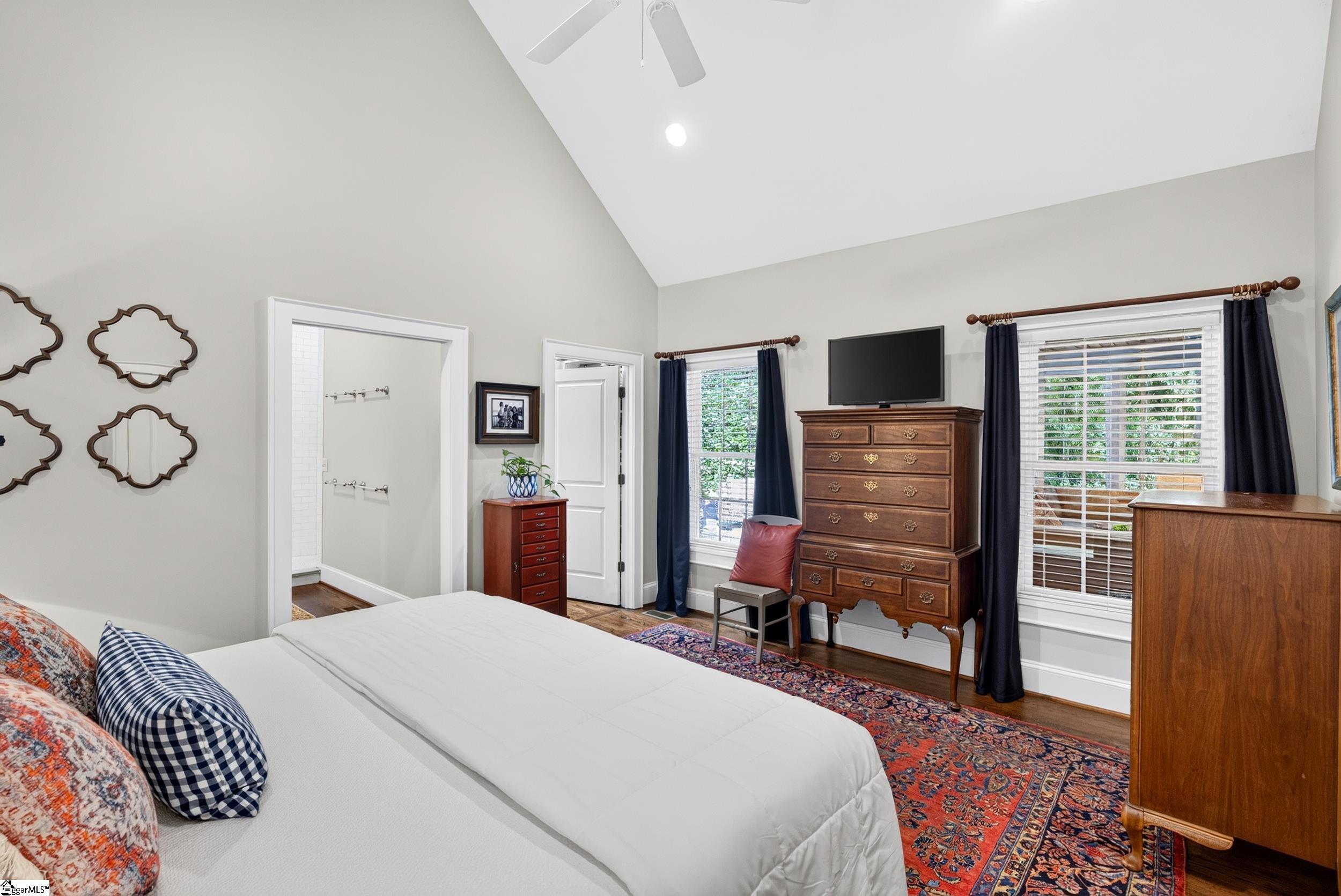 18 Argonne Drive Greenville, SC 29605