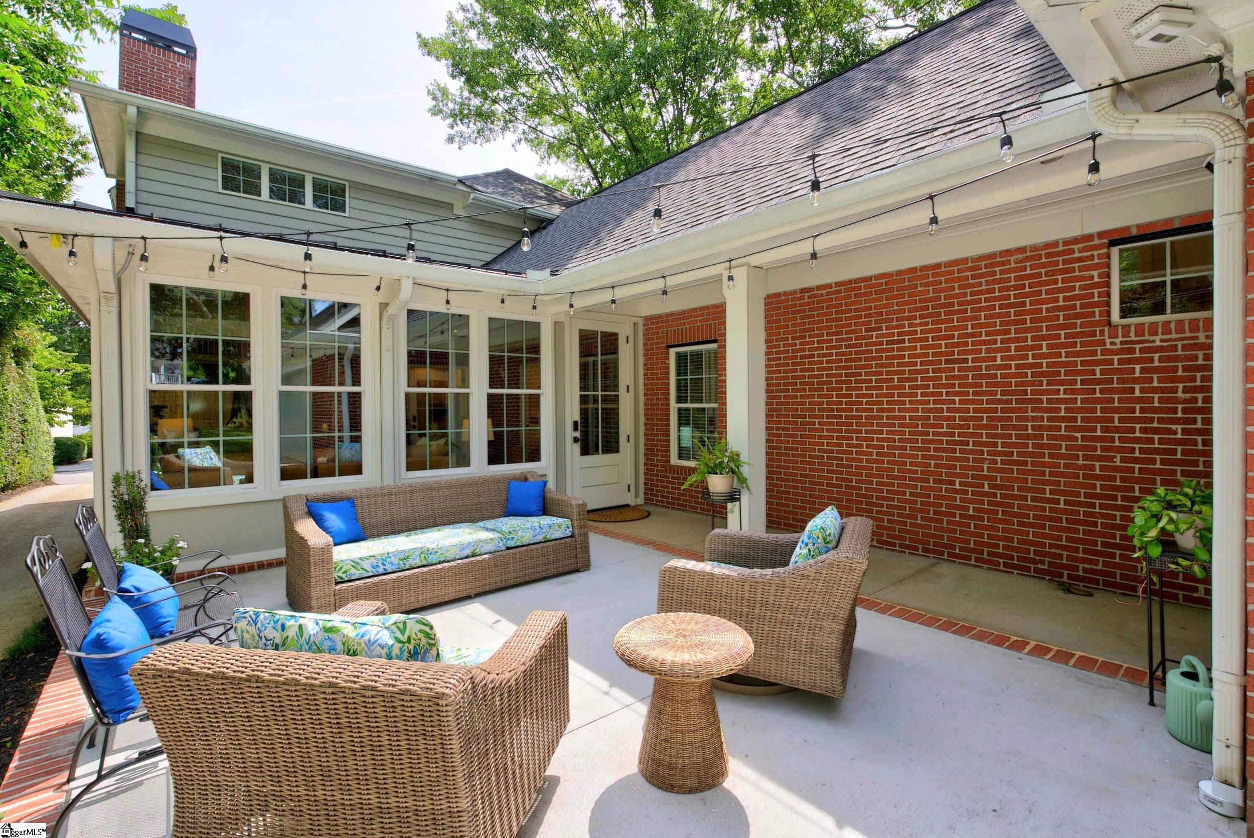18 Argonne Drive Greenville, SC 29605