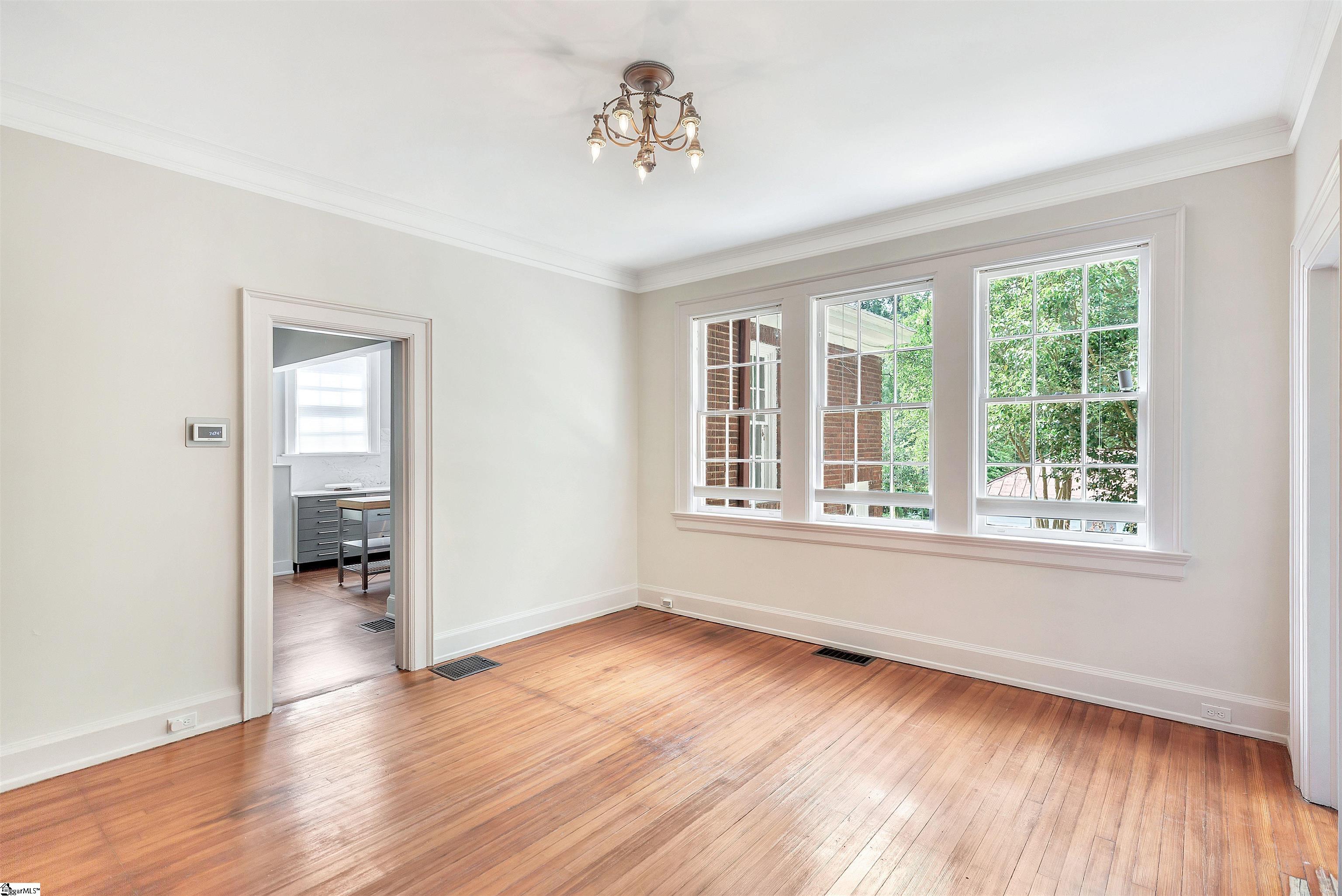 905 W Market Street Anderson, SC 29624