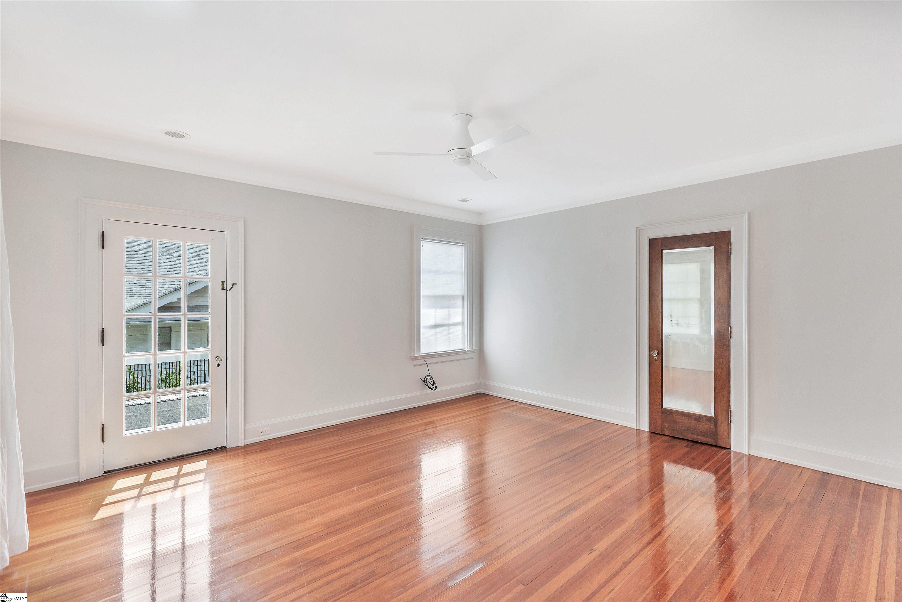 905 W Market Street Anderson, SC 29624
