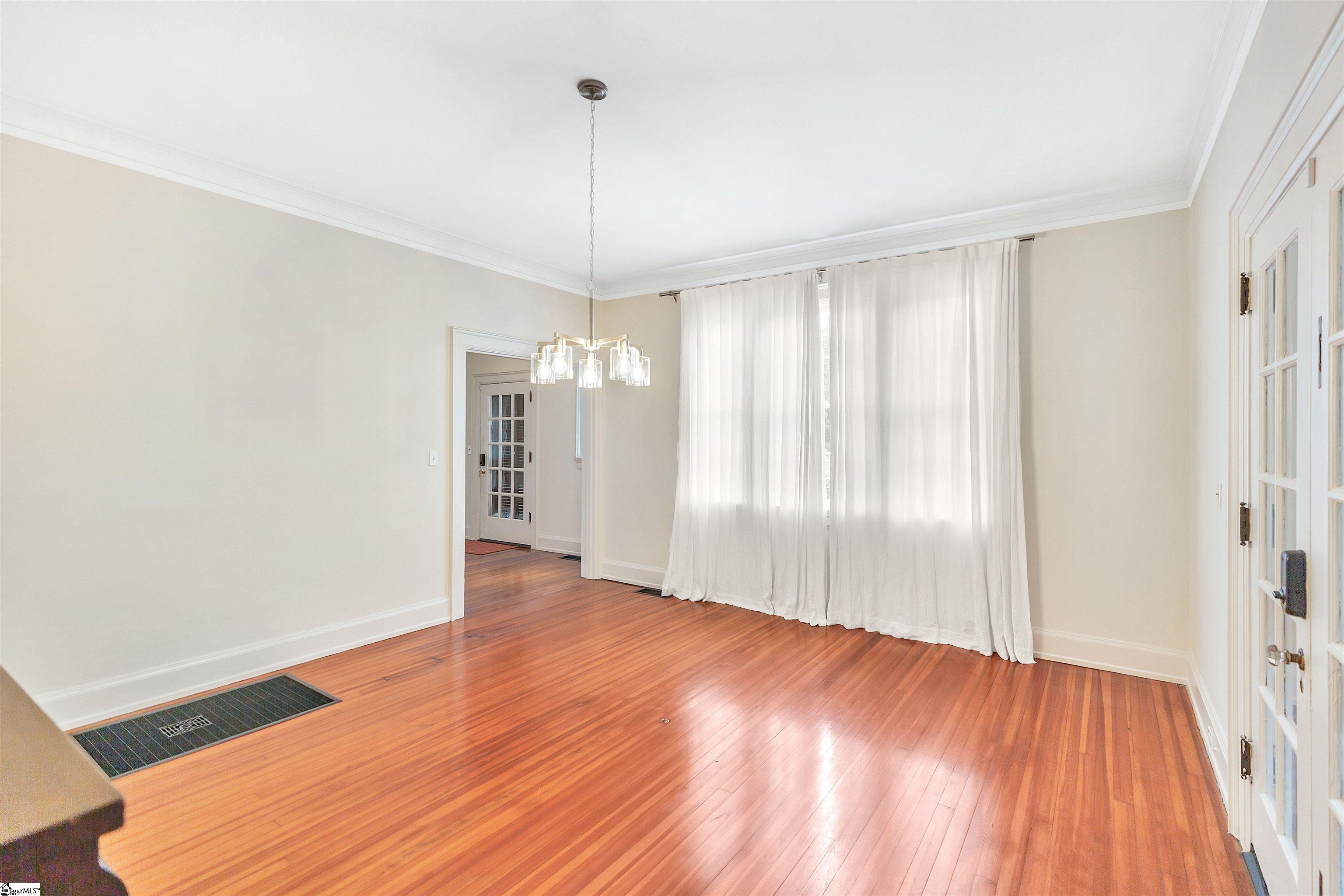 905 W Market Street Anderson, SC 29624
