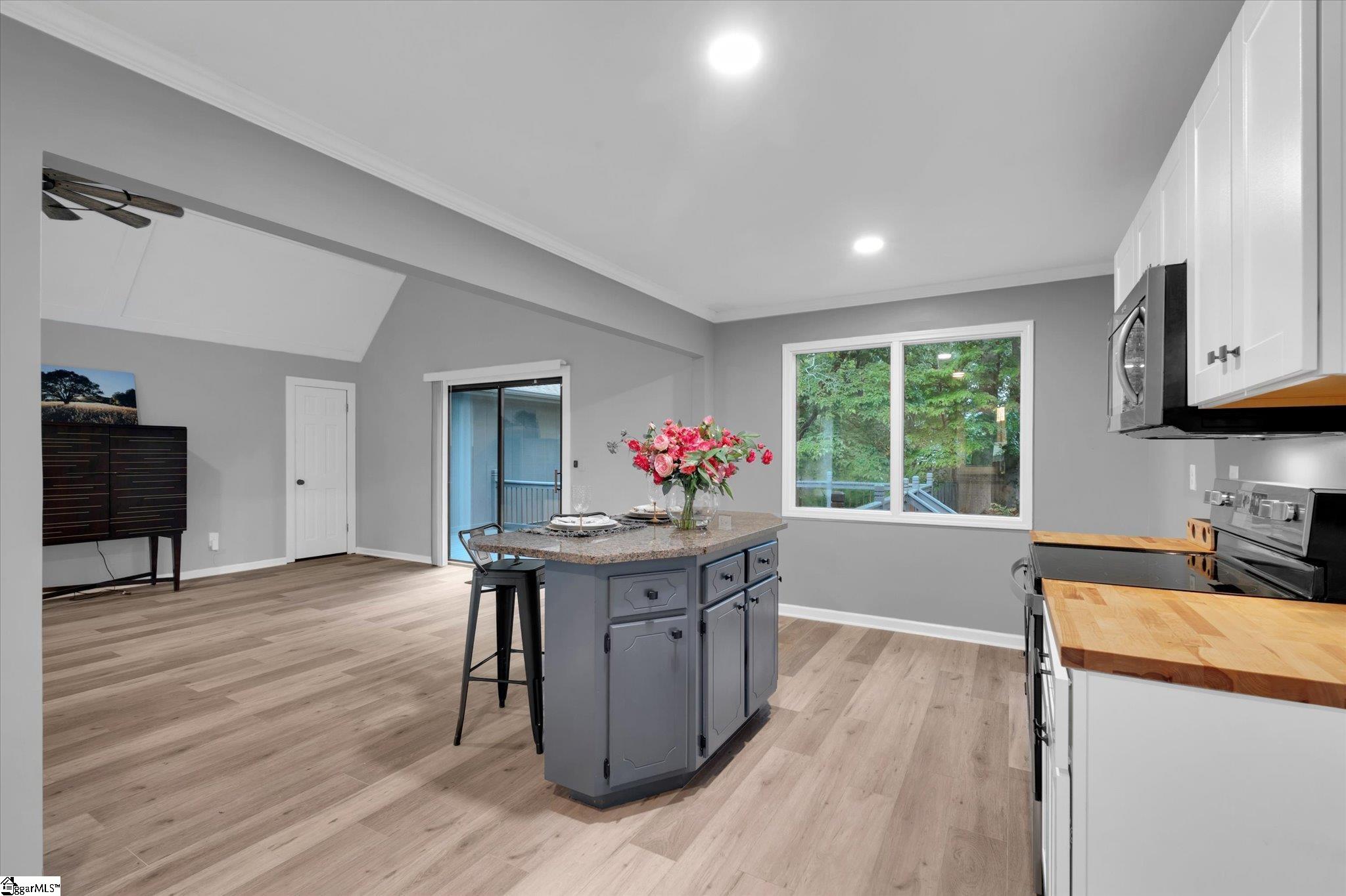 127 White Oak Drive Easley, SC 29642