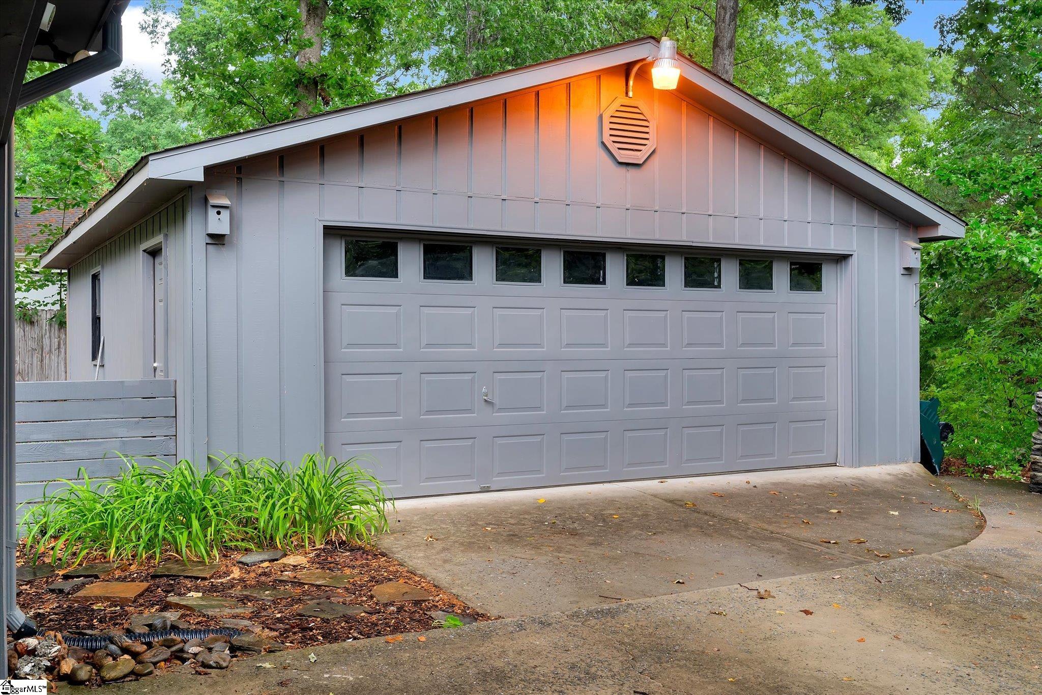 127 White Oak Drive Easley, SC 29642