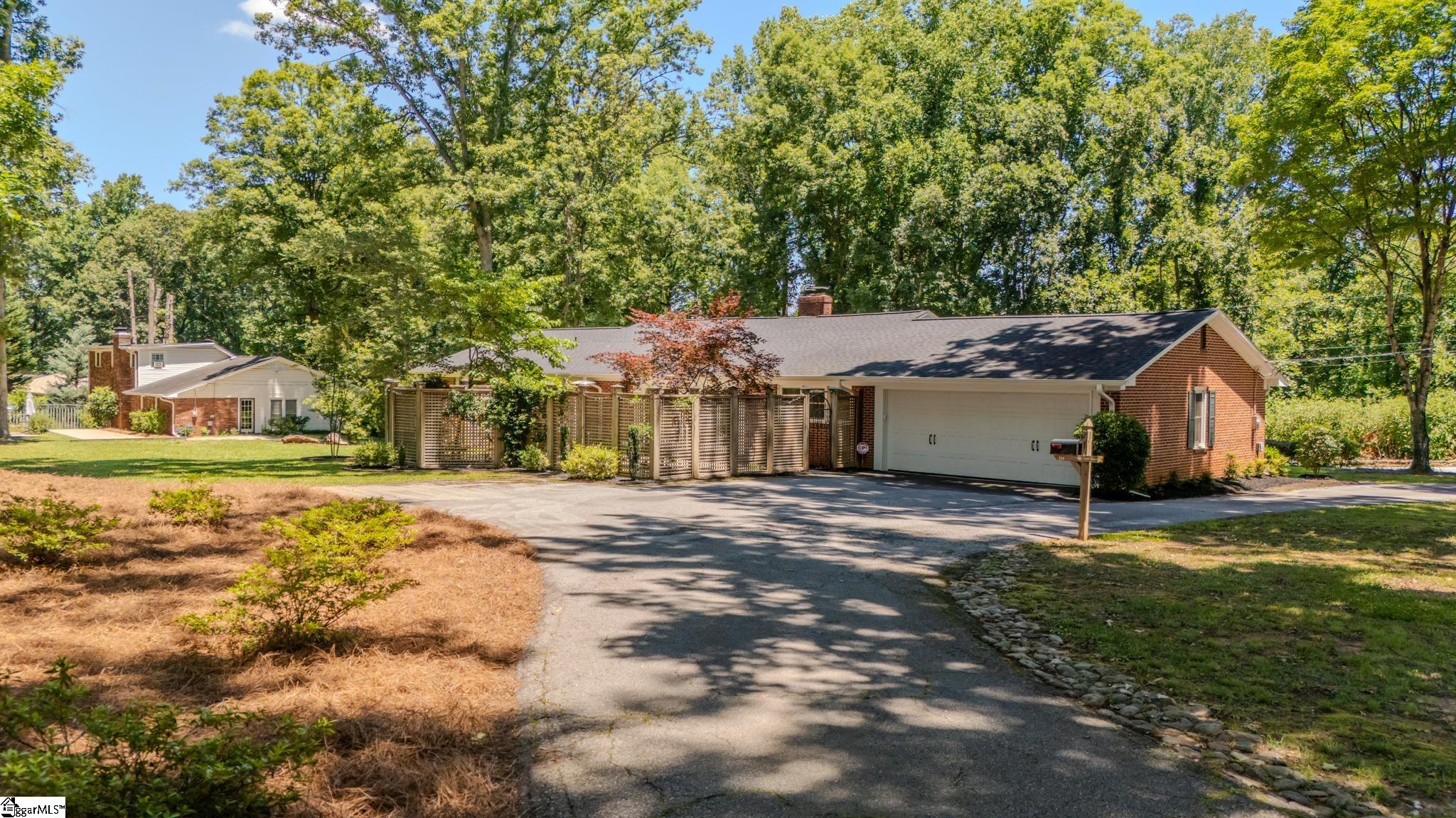 214 Spring Drive Easley, SC 29642