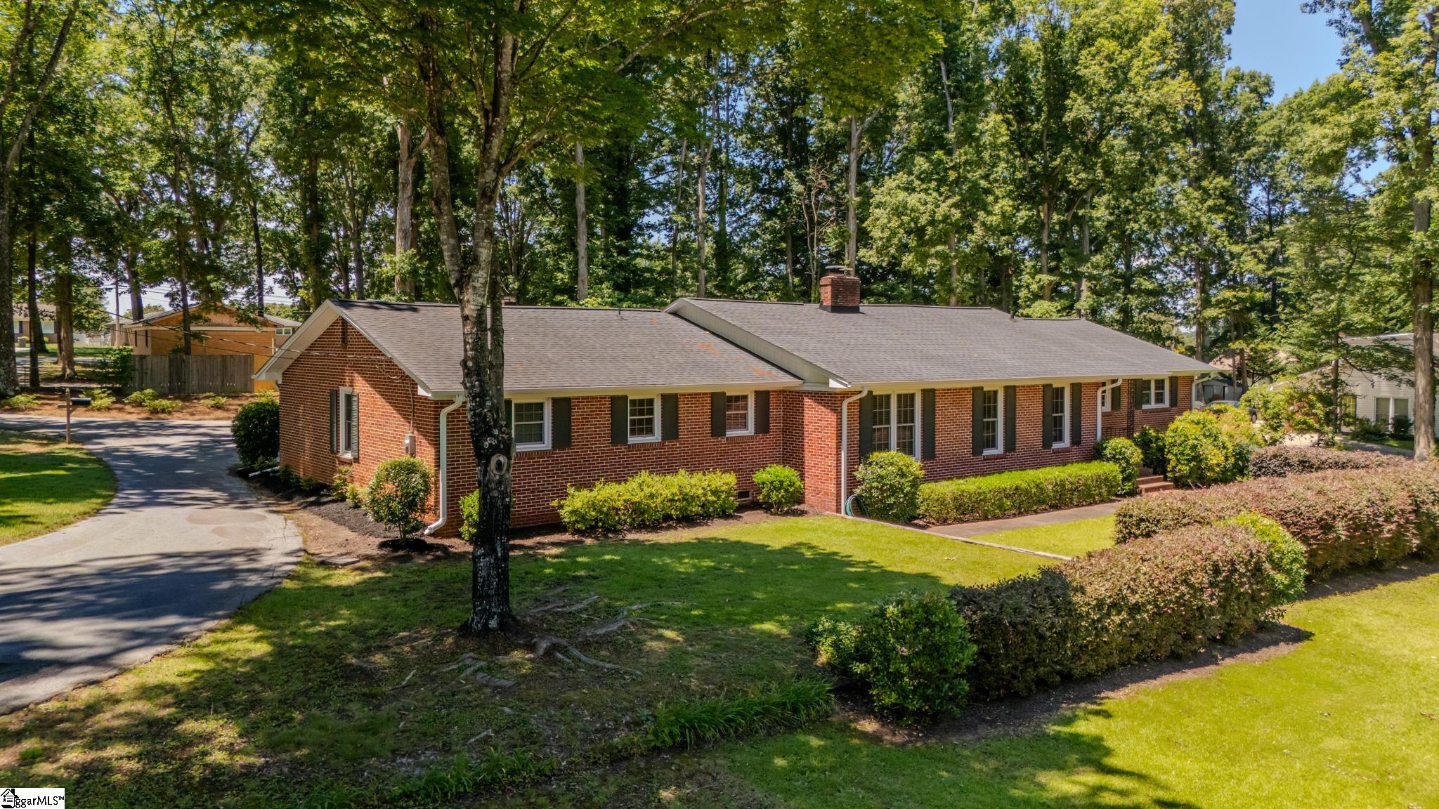 214 Spring Drive Easley, SC 29642