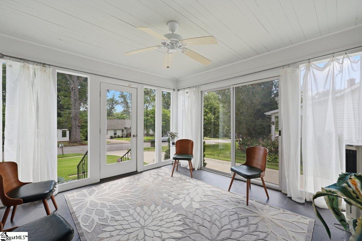 10 N Avondale Drive Greenville, SC 29609