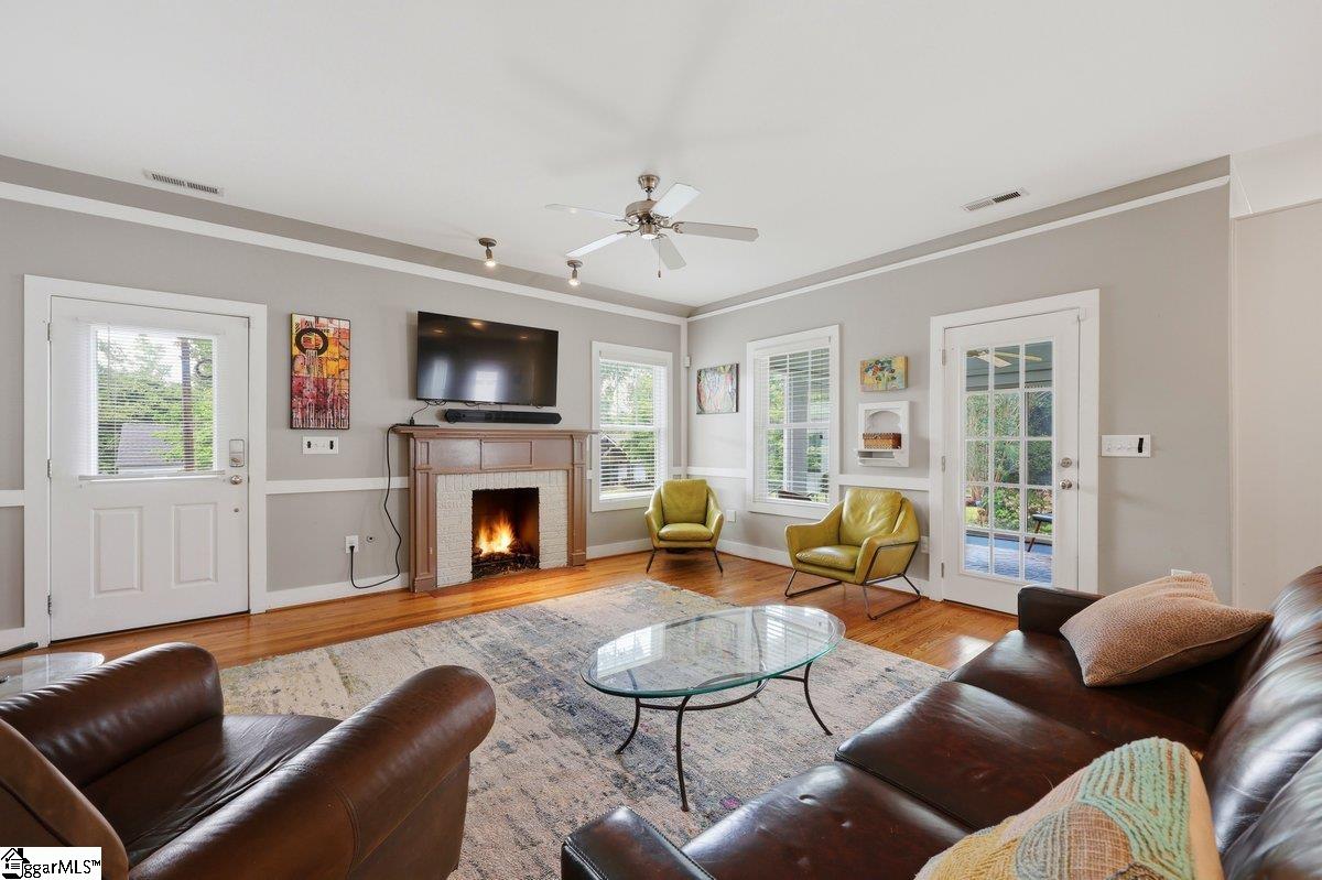 10 N Avondale Drive Greenville, SC 29609