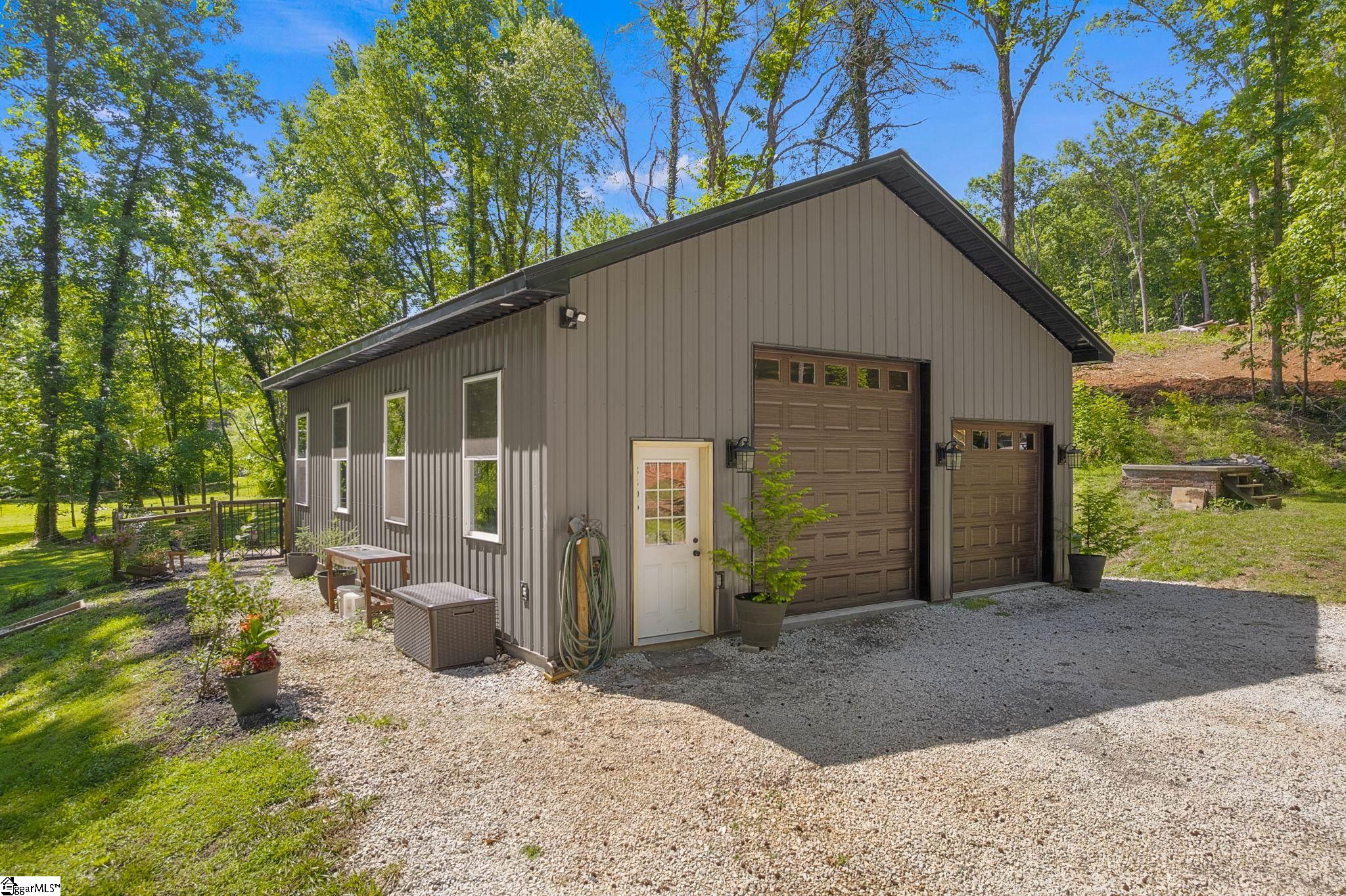 3306 Moorefield Memorial Highway Pickens, SC 29671