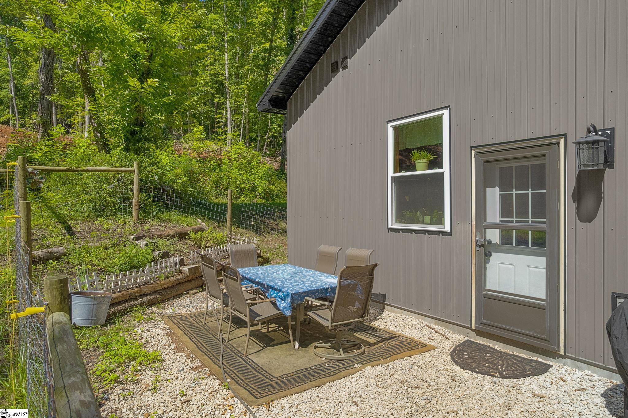 3306 Moorefield Memorial Highway Pickens, SC 29671