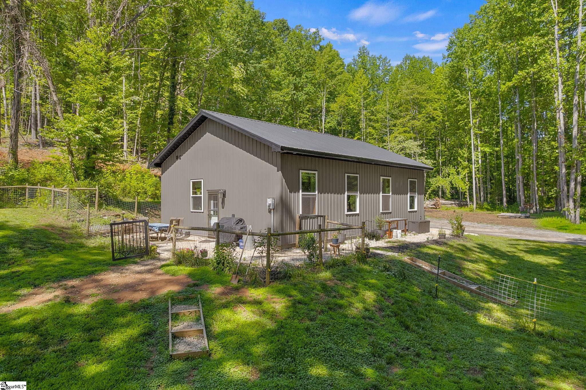 3306 Moorefield Memorial Highway Pickens, SC 29671