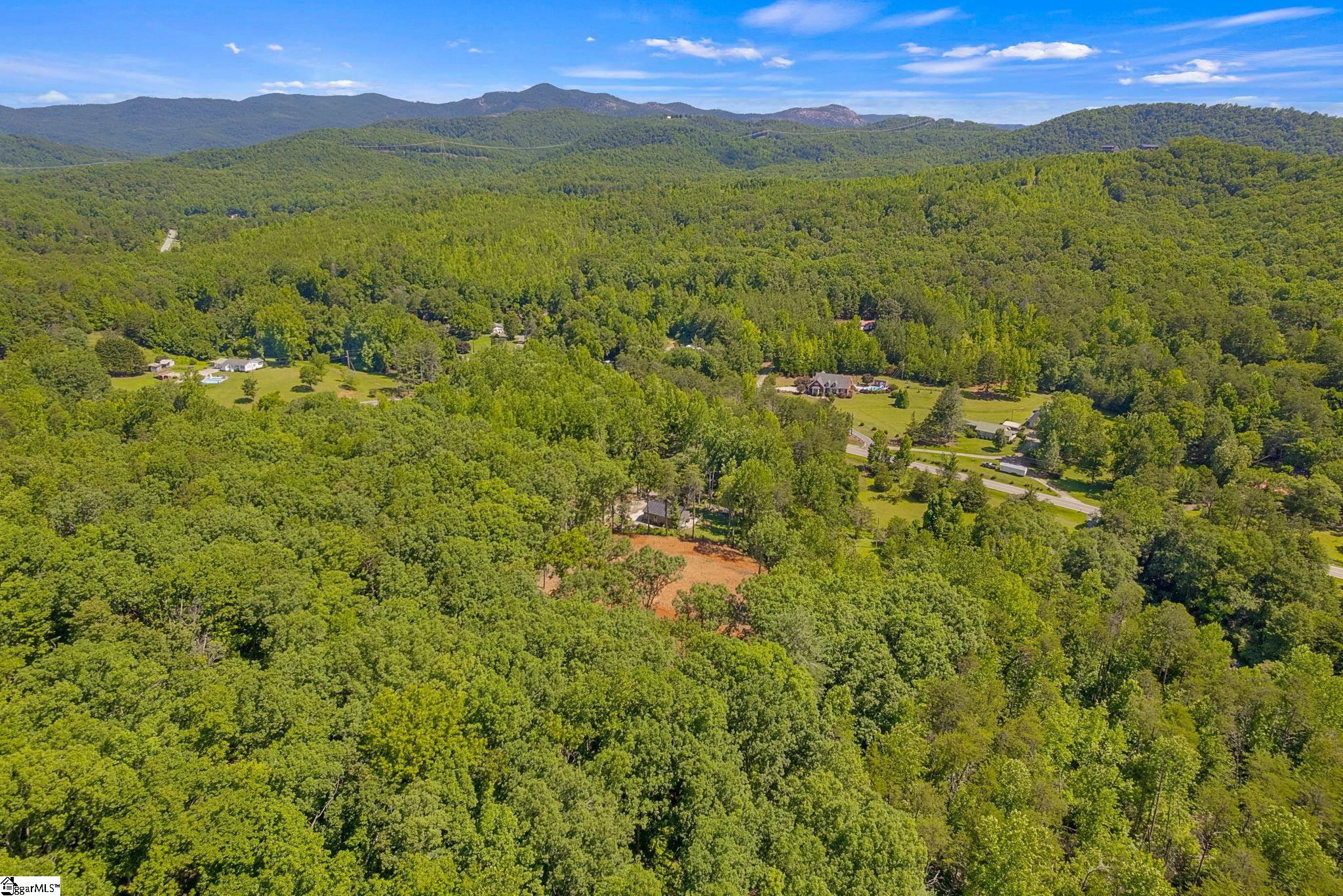 3306 Moorefield Memorial Highway Pickens, SC 29671