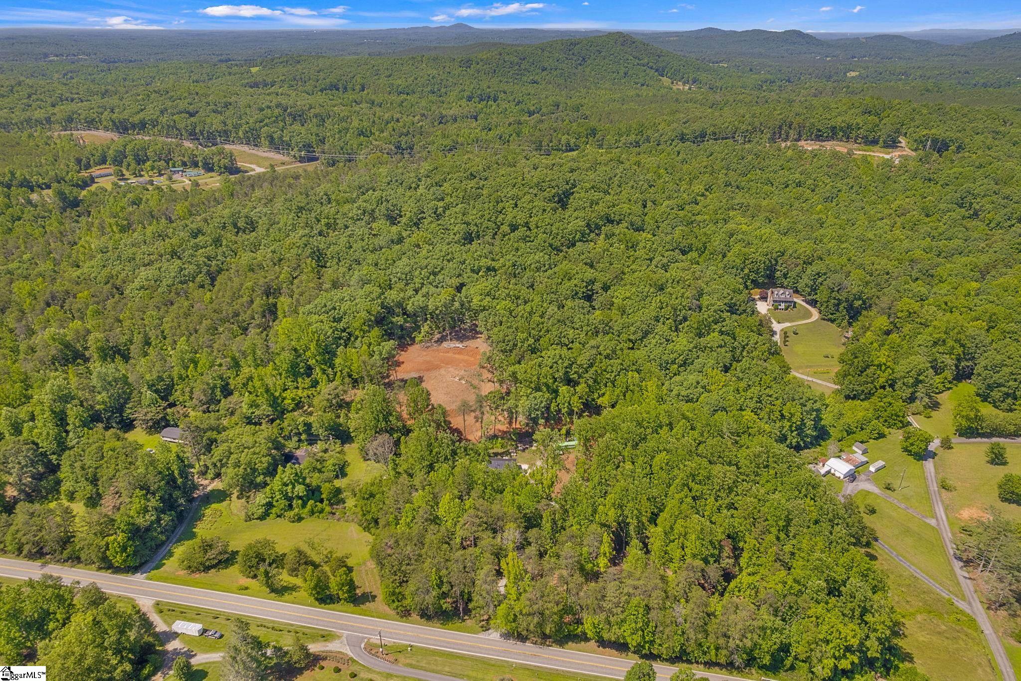 3306 Moorefield Memorial Highway Pickens, SC 29671