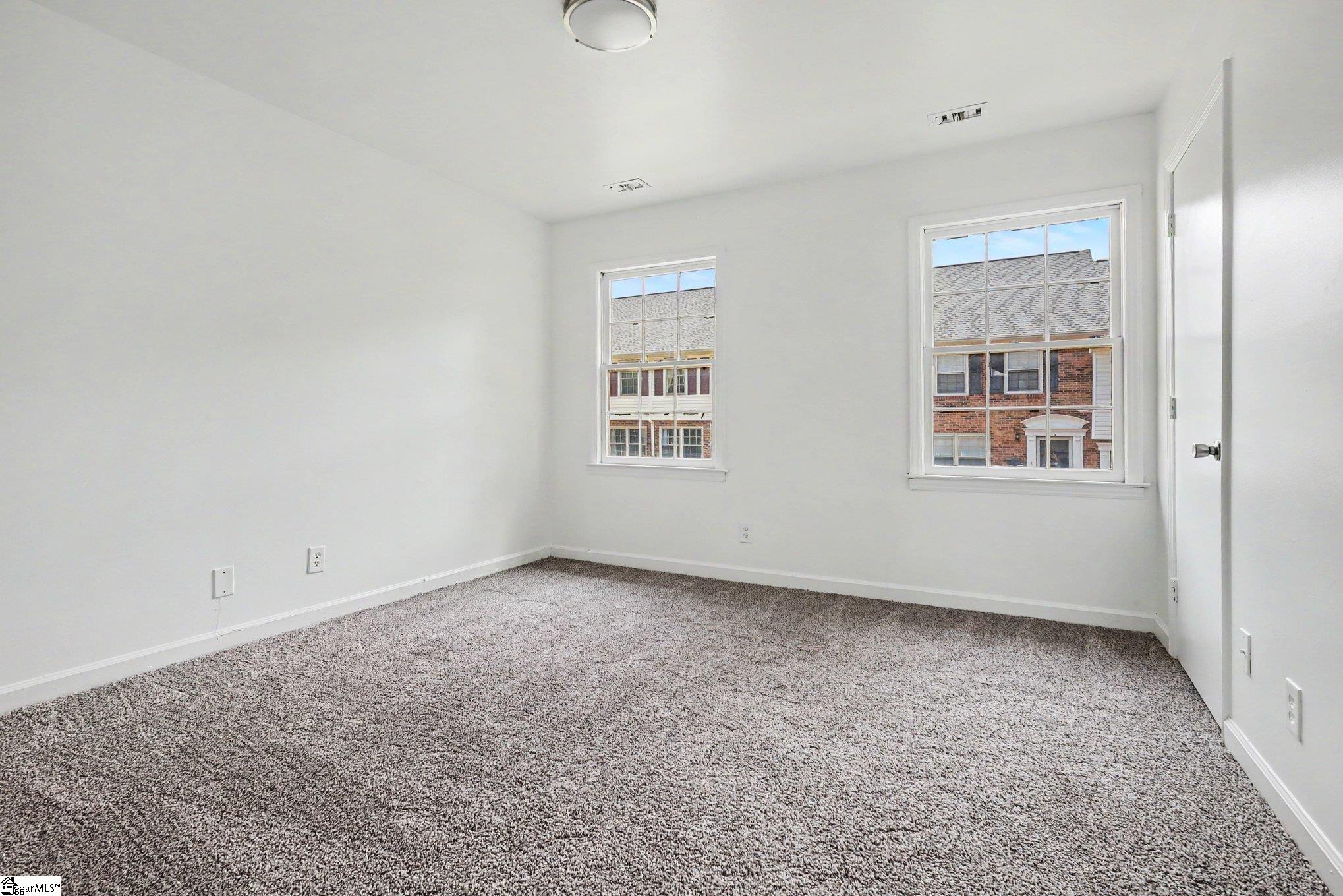 1446 Dover Road Spartanburg, SC 29301