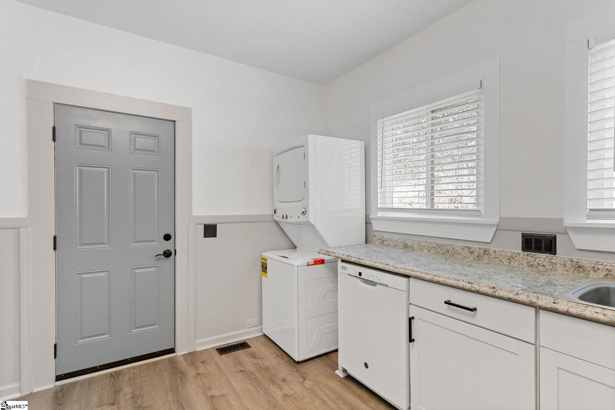 5 Conyers Street Greenville, SC 29609