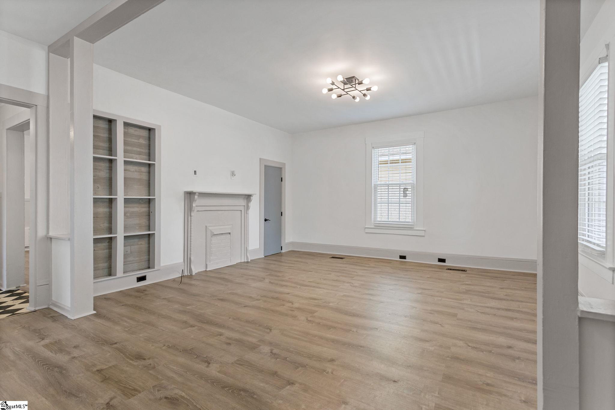 5 Conyers Street Greenville, SC 29609