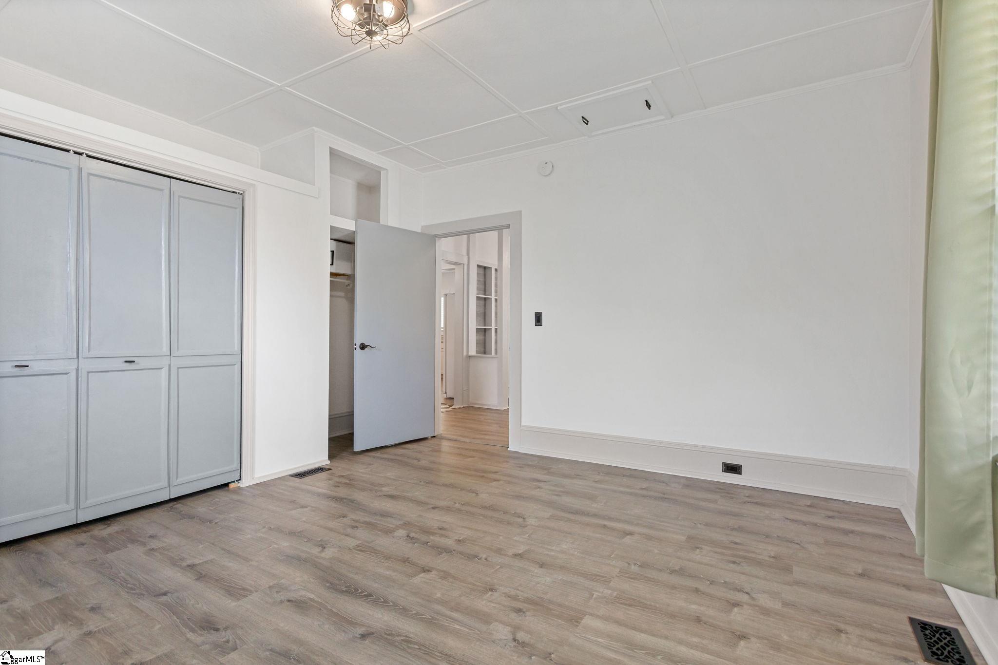 5 Conyers Street Greenville, SC 29609