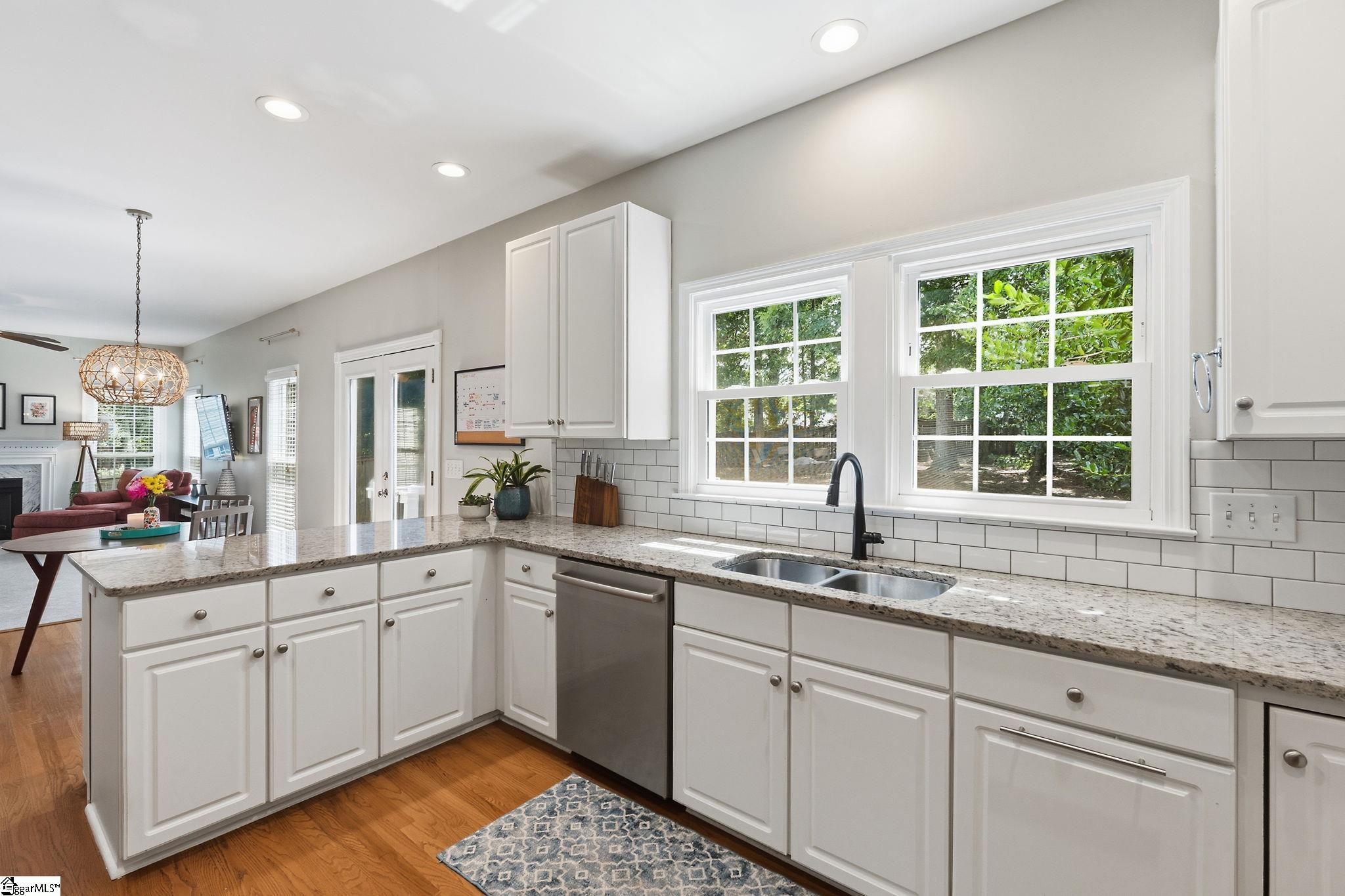 16 Halehaven Drive Simpsonville, SC 29681-4846