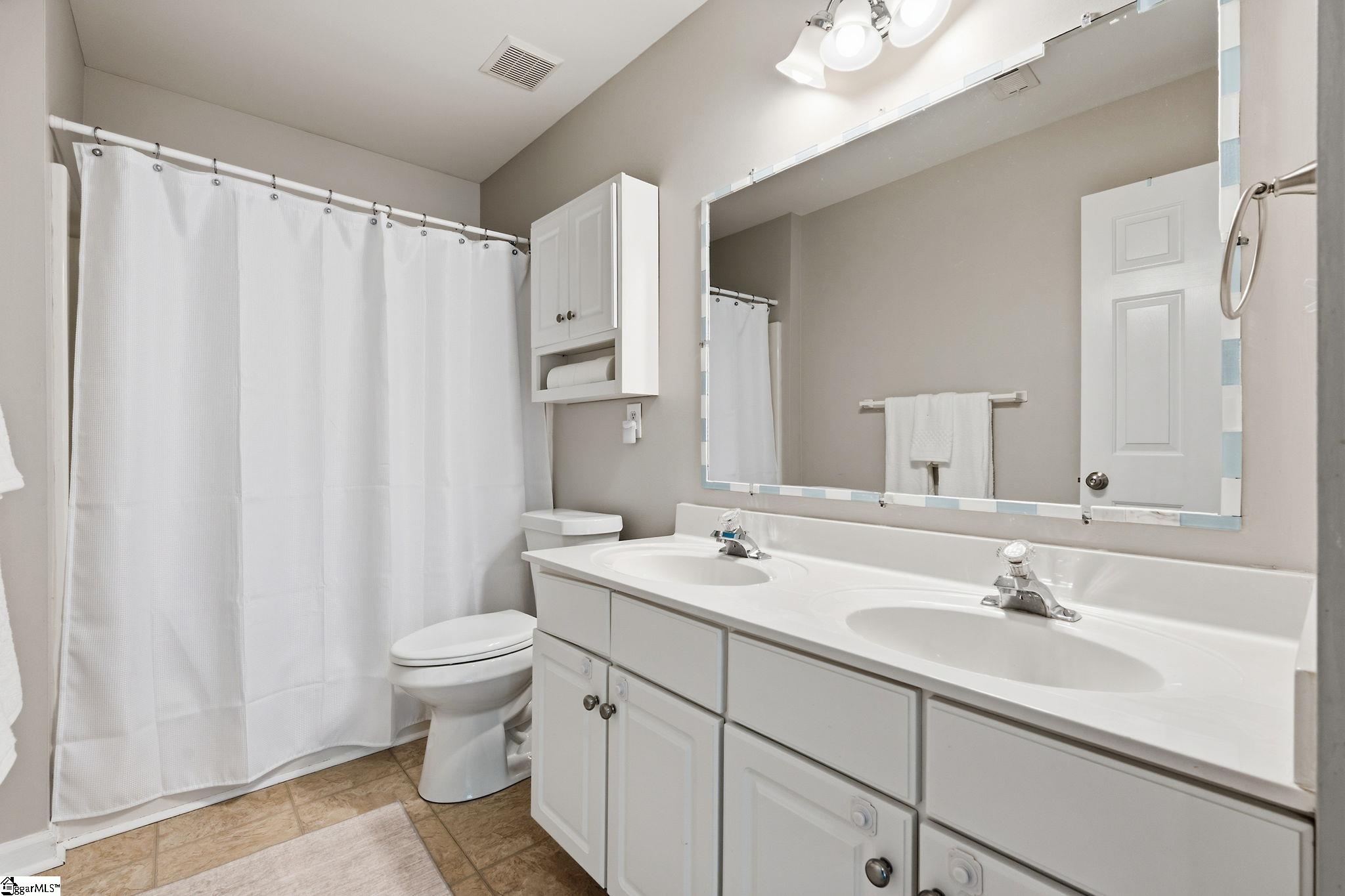 16 Halehaven Drive Simpsonville, SC 29681-4846