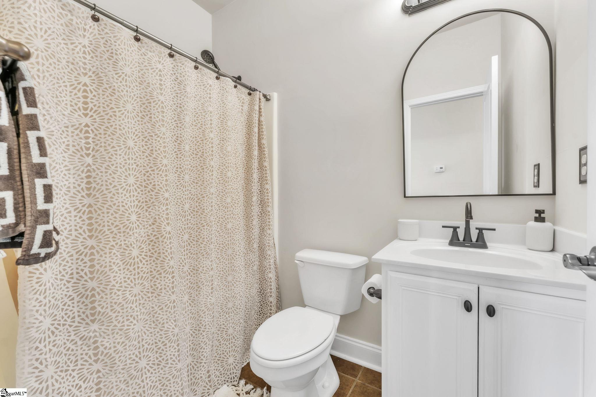 121 Belle Oaks Drive Simpsonville, SC 29680