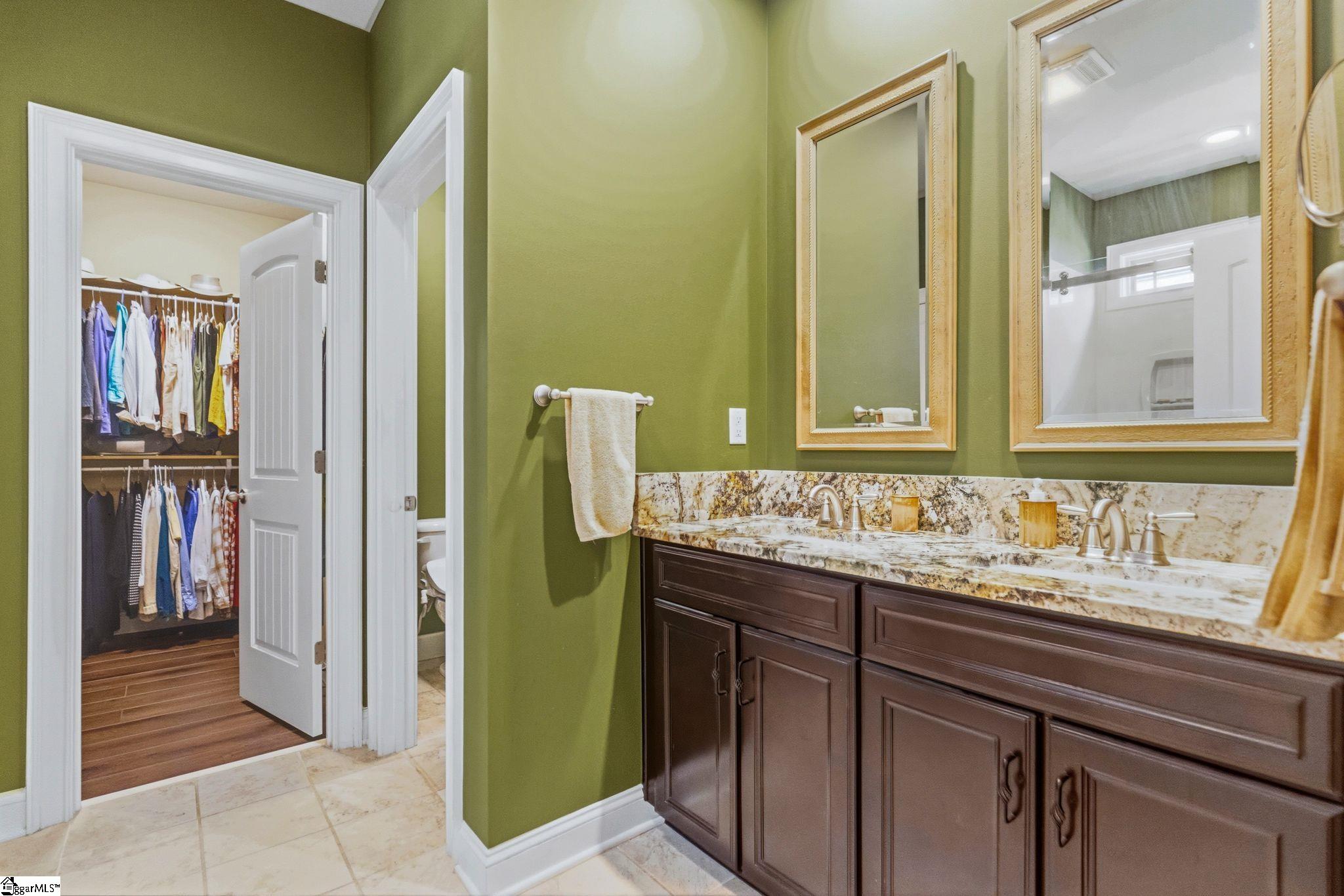 14 Ridenour Avenue Greenville, SC 29617