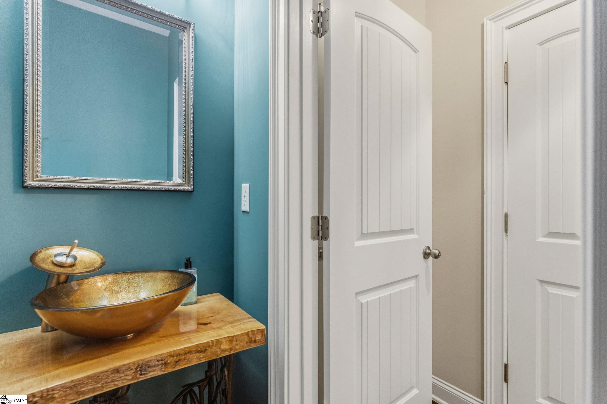 14 Ridenour Avenue Greenville, SC 29617