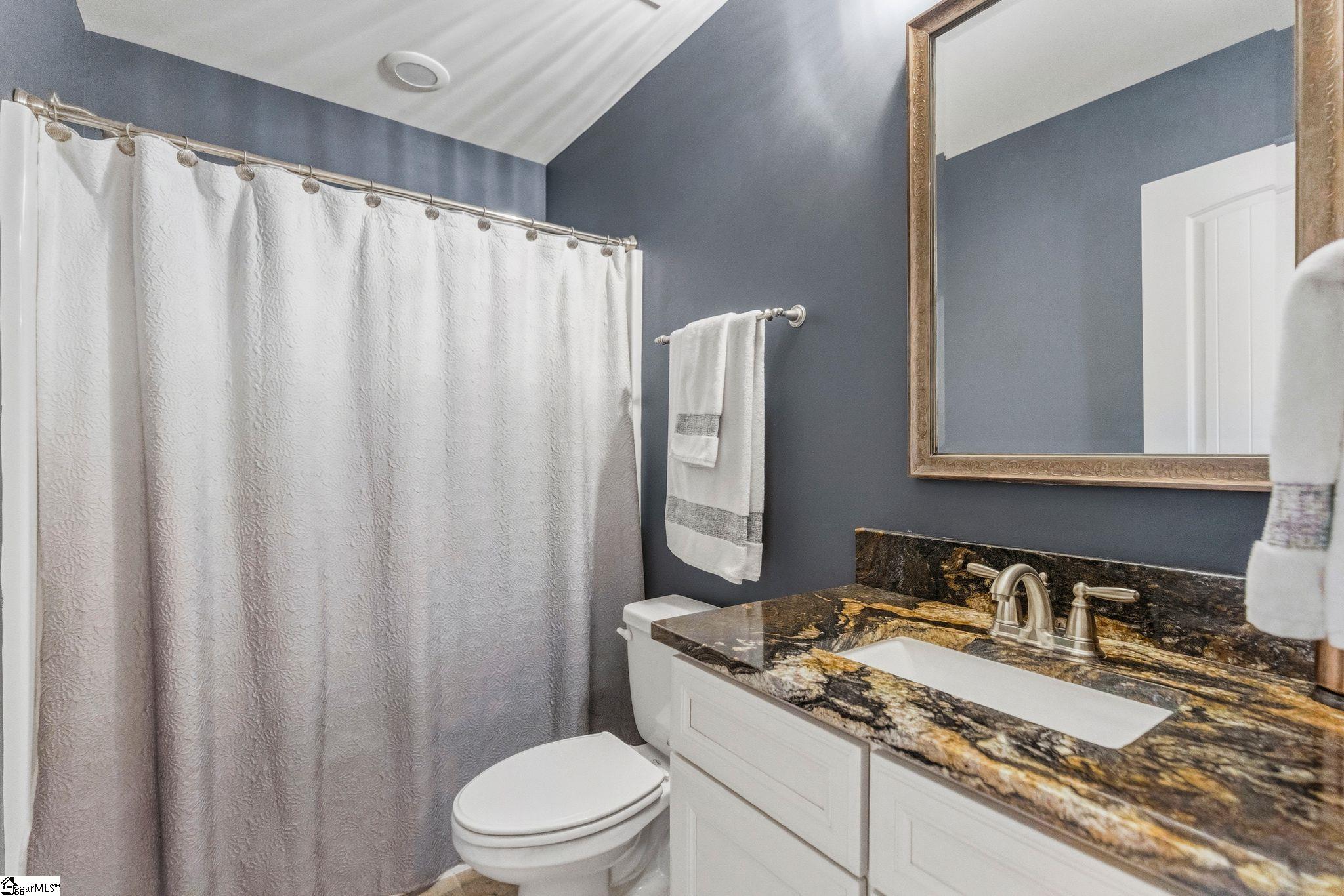 14 Ridenour Avenue Greenville, SC 29617