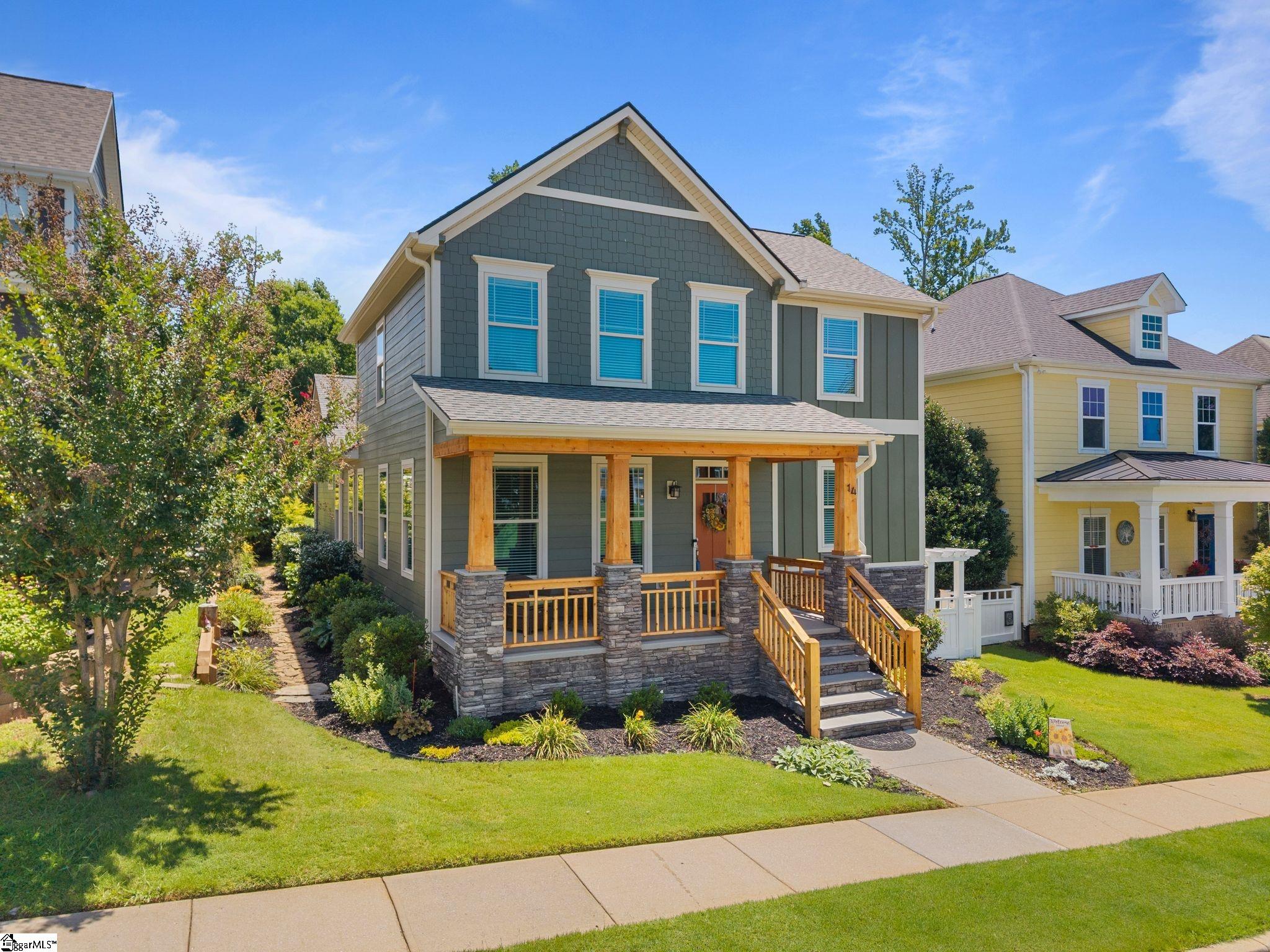 14 Ridenour Avenue Greenville, SC 29617