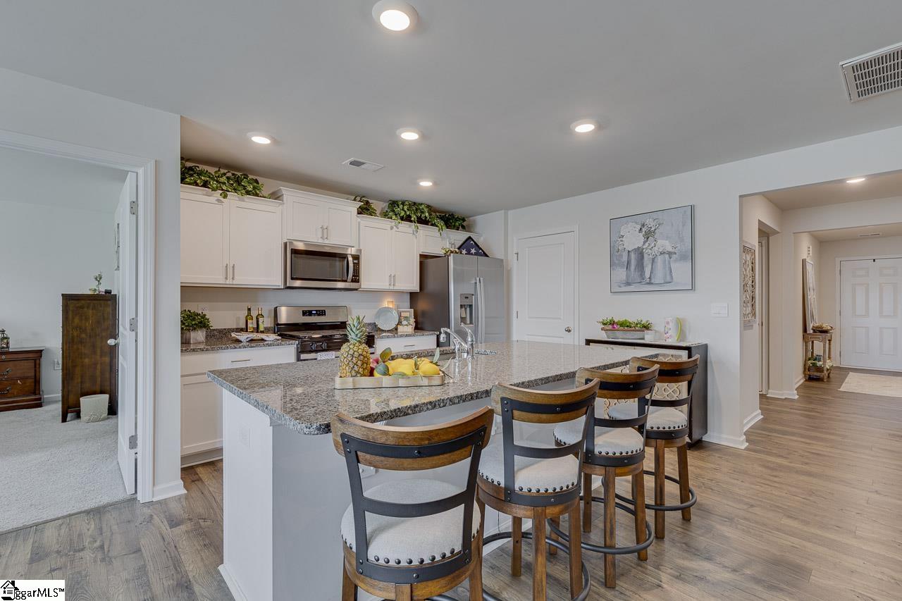 1592 Martingale Way Roebuck, SC 29376