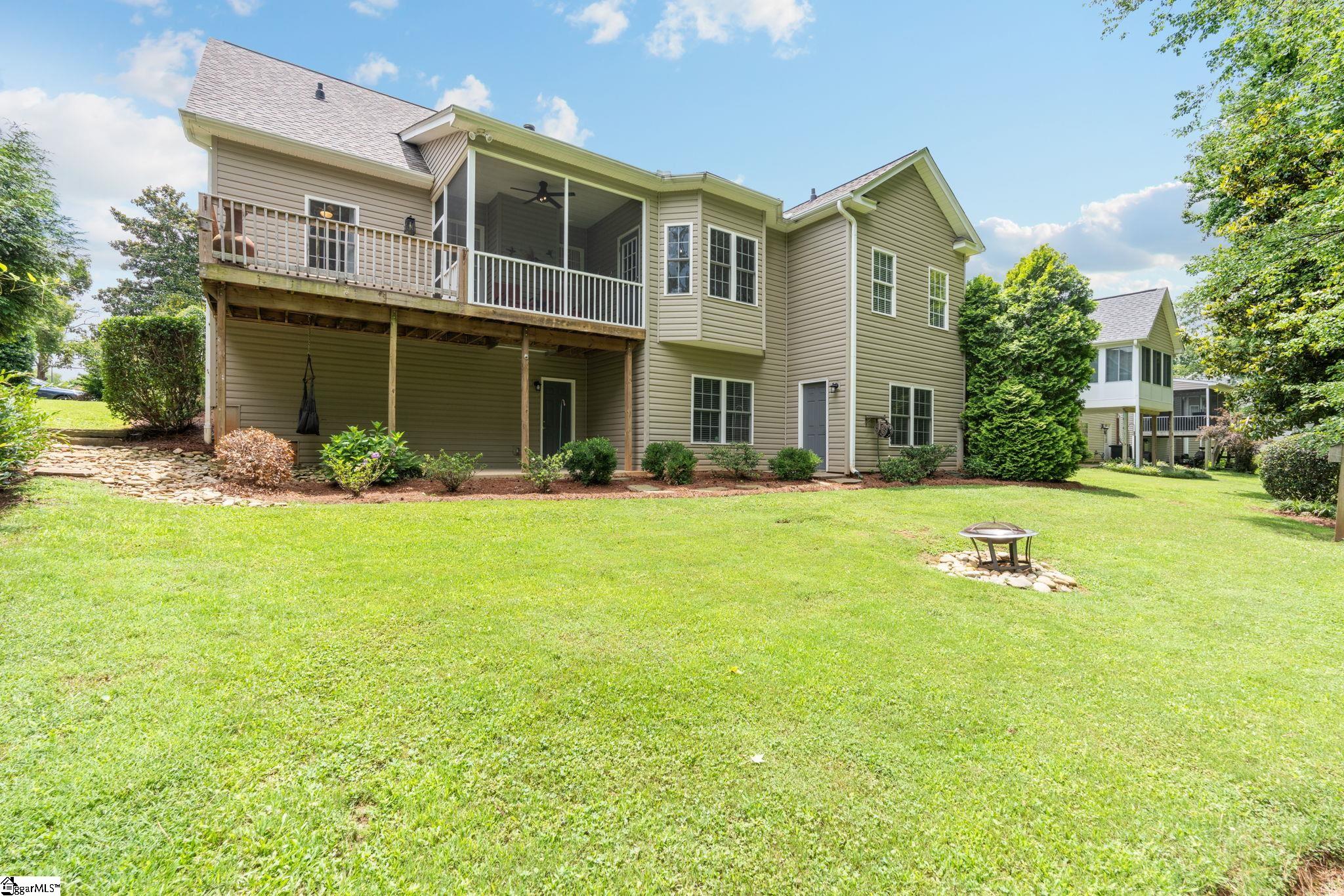 16 Shannon Ridge Court Greenville, SC 29615
