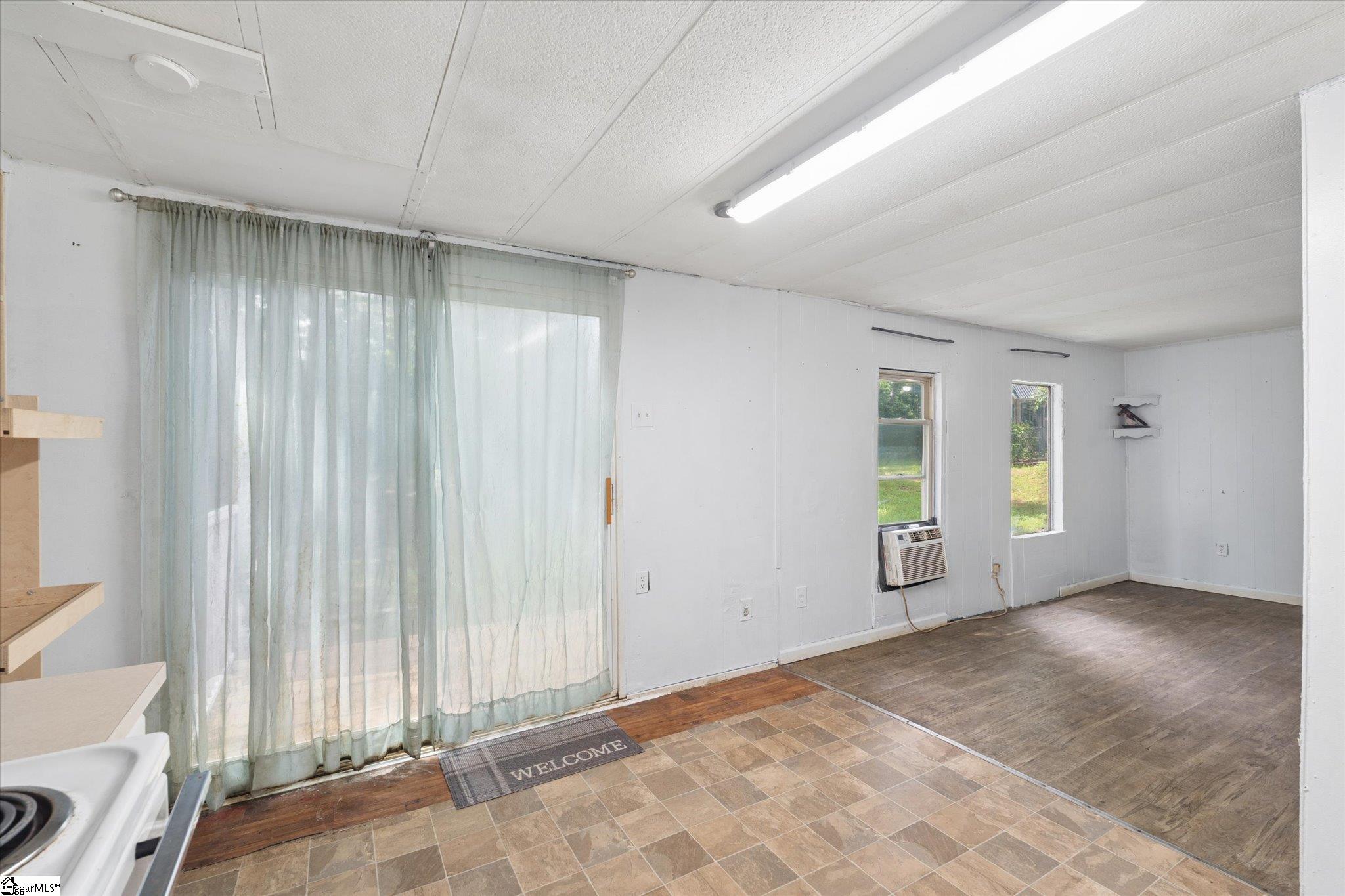 348 Shenandoah Drive Easley, SC 29642-9628