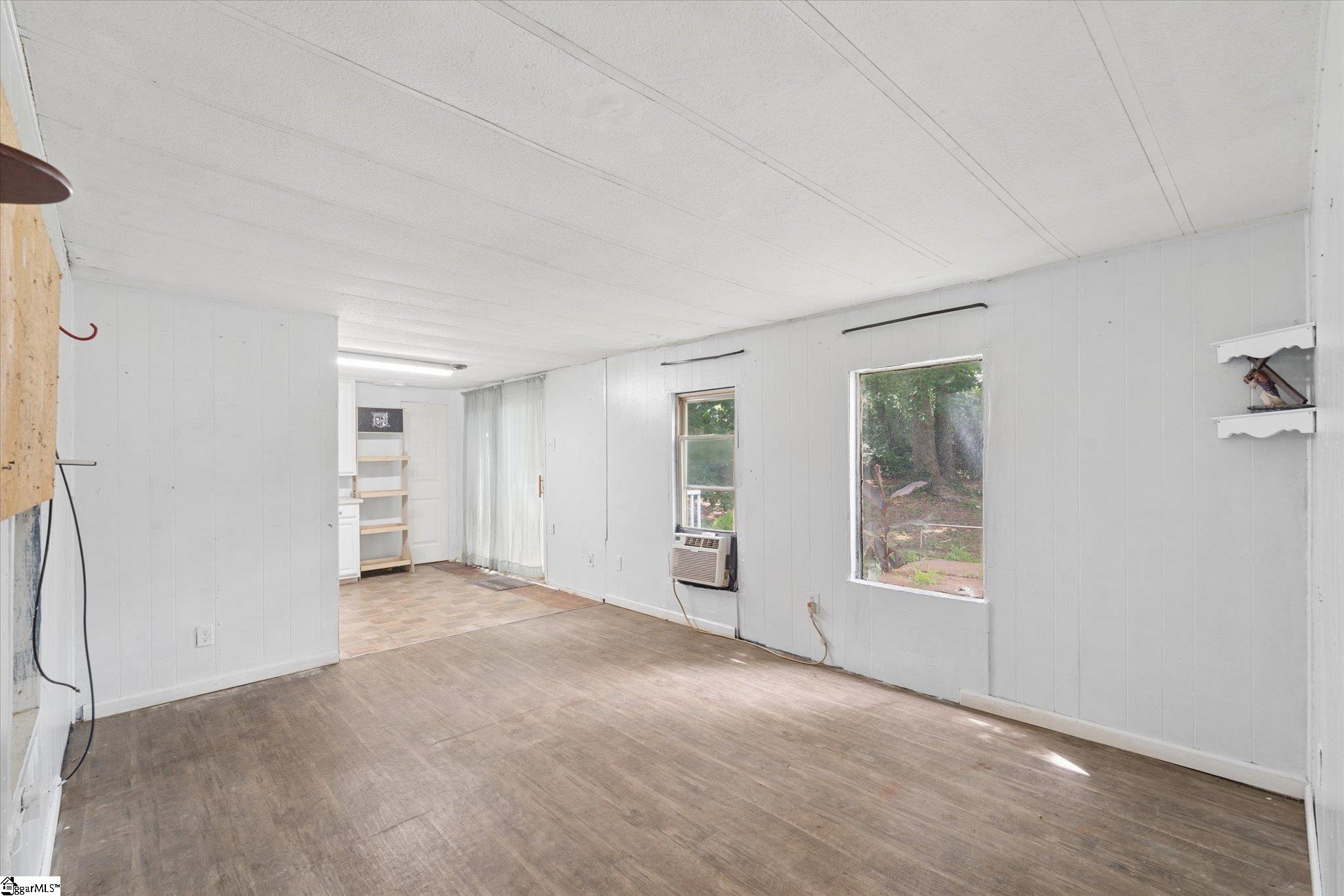 348 Shenandoah Drive Easley, SC 29642-9628