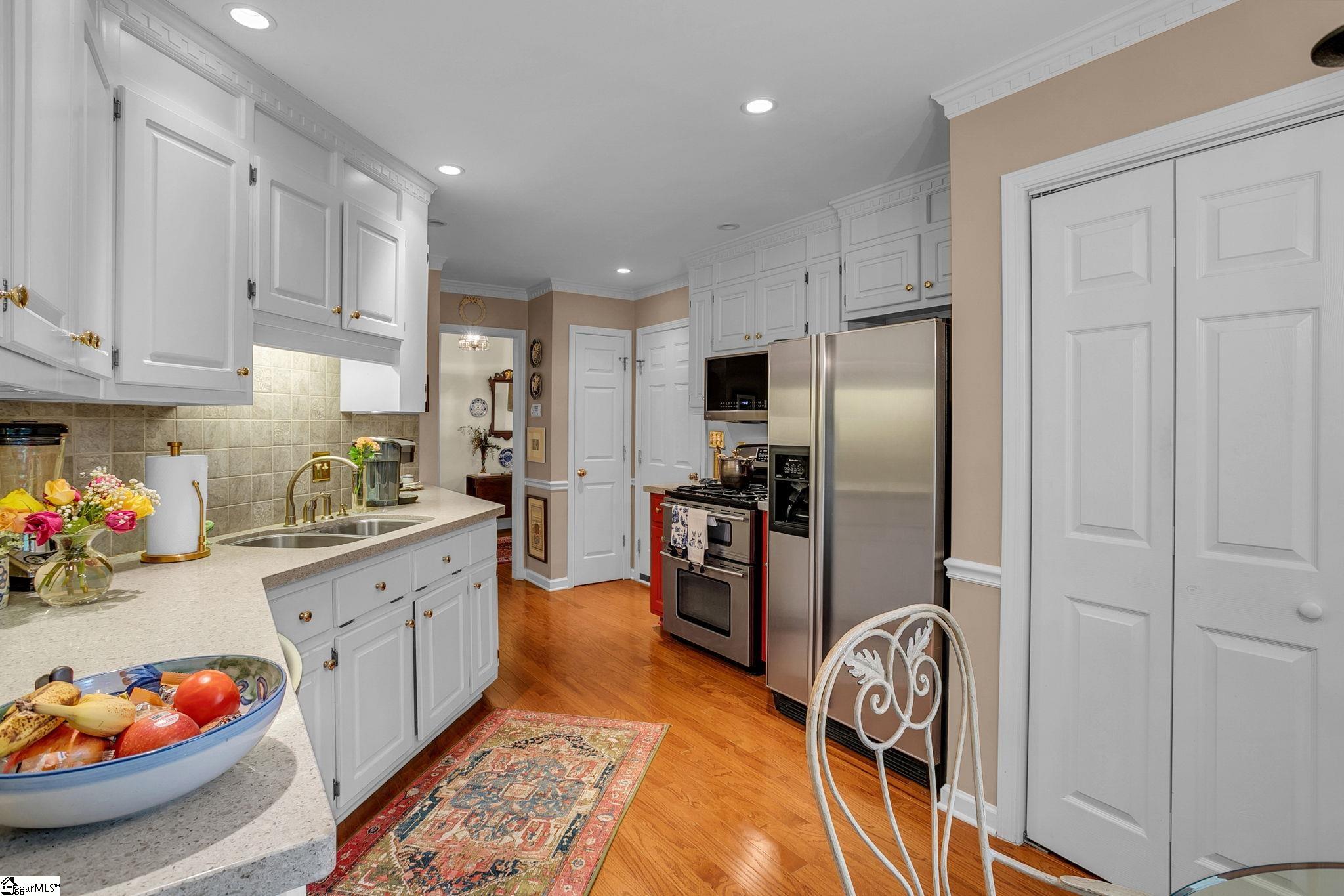 215 Northfield Lane Simpsonville, SC 29681