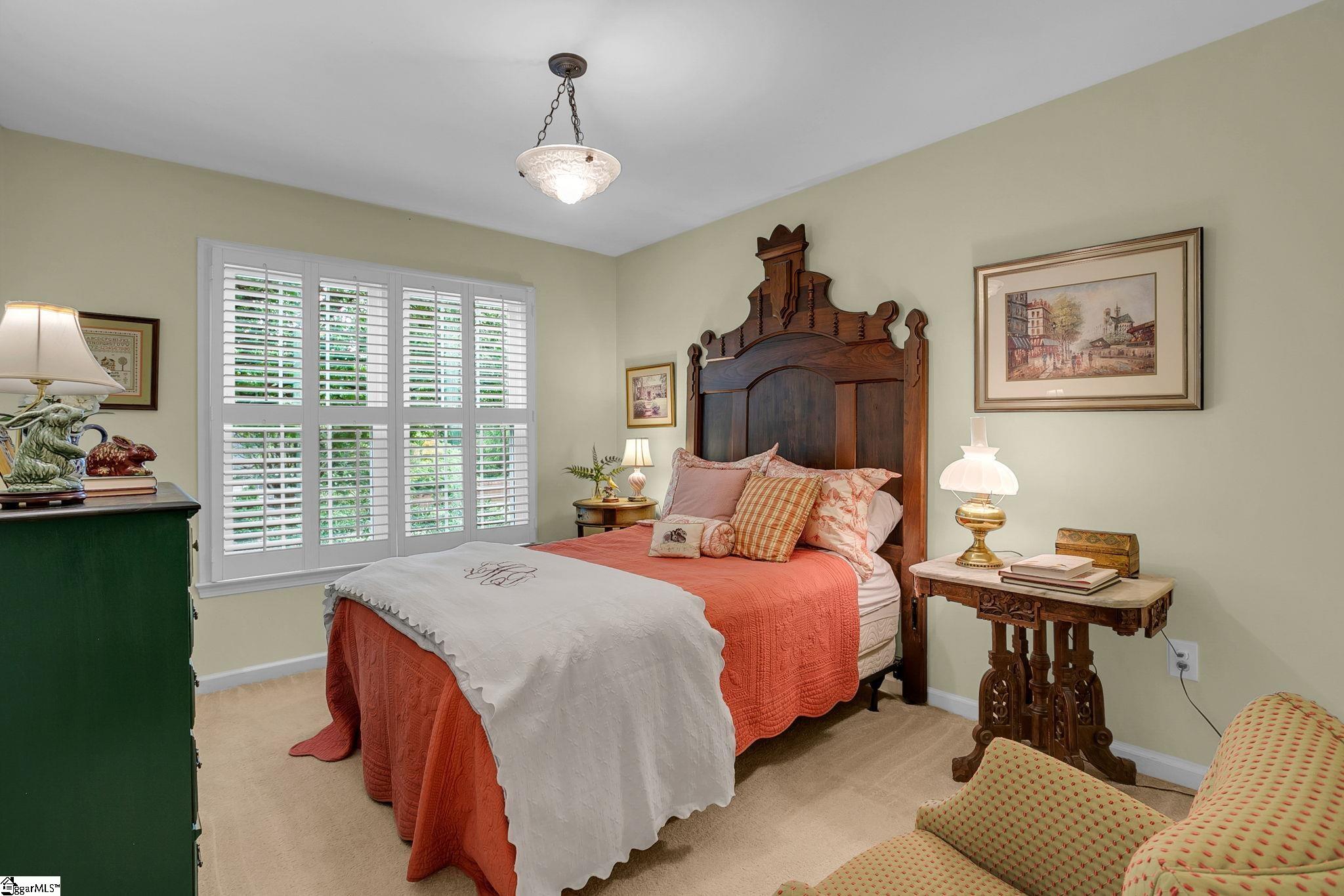 215 Northfield Lane Simpsonville, SC 29681