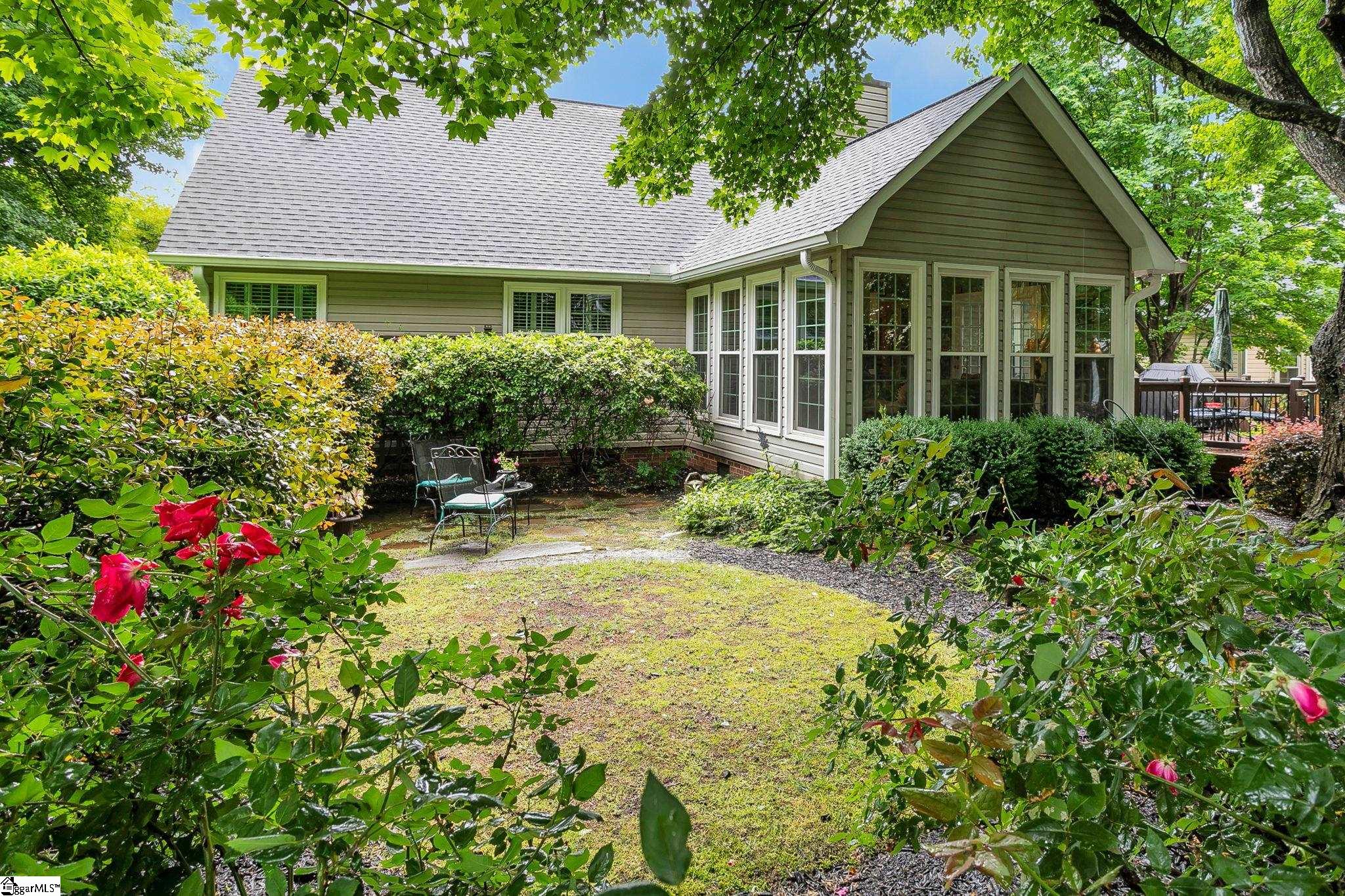 215 Northfield Lane Simpsonville, SC 29681