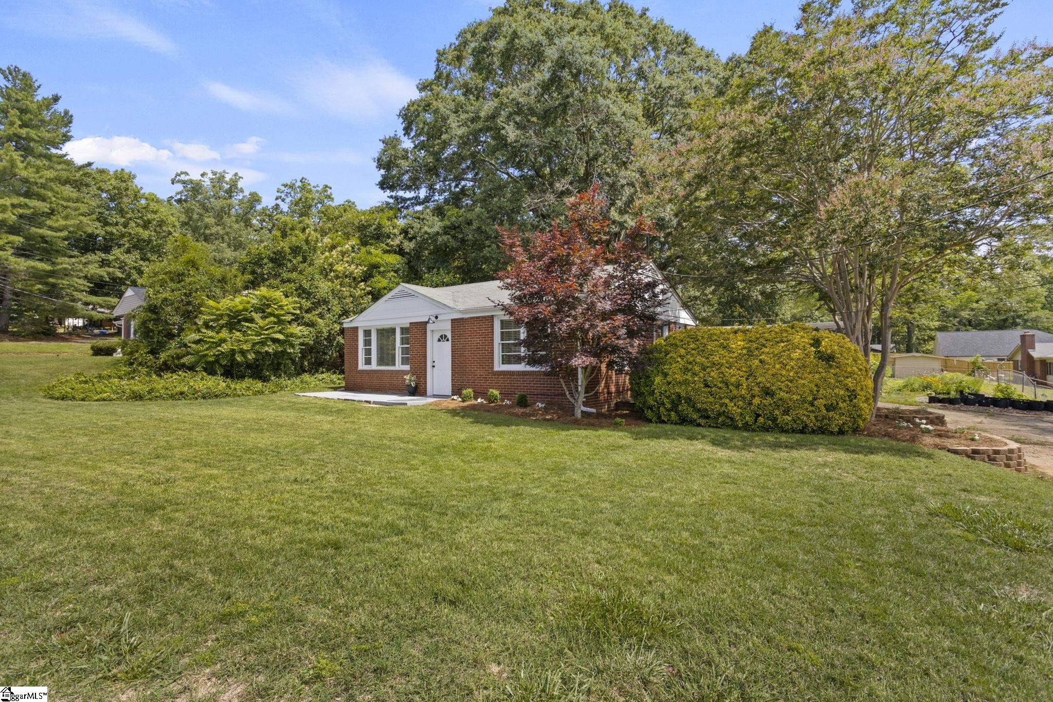 1902 Old Parker Road Greenville, SC 29609