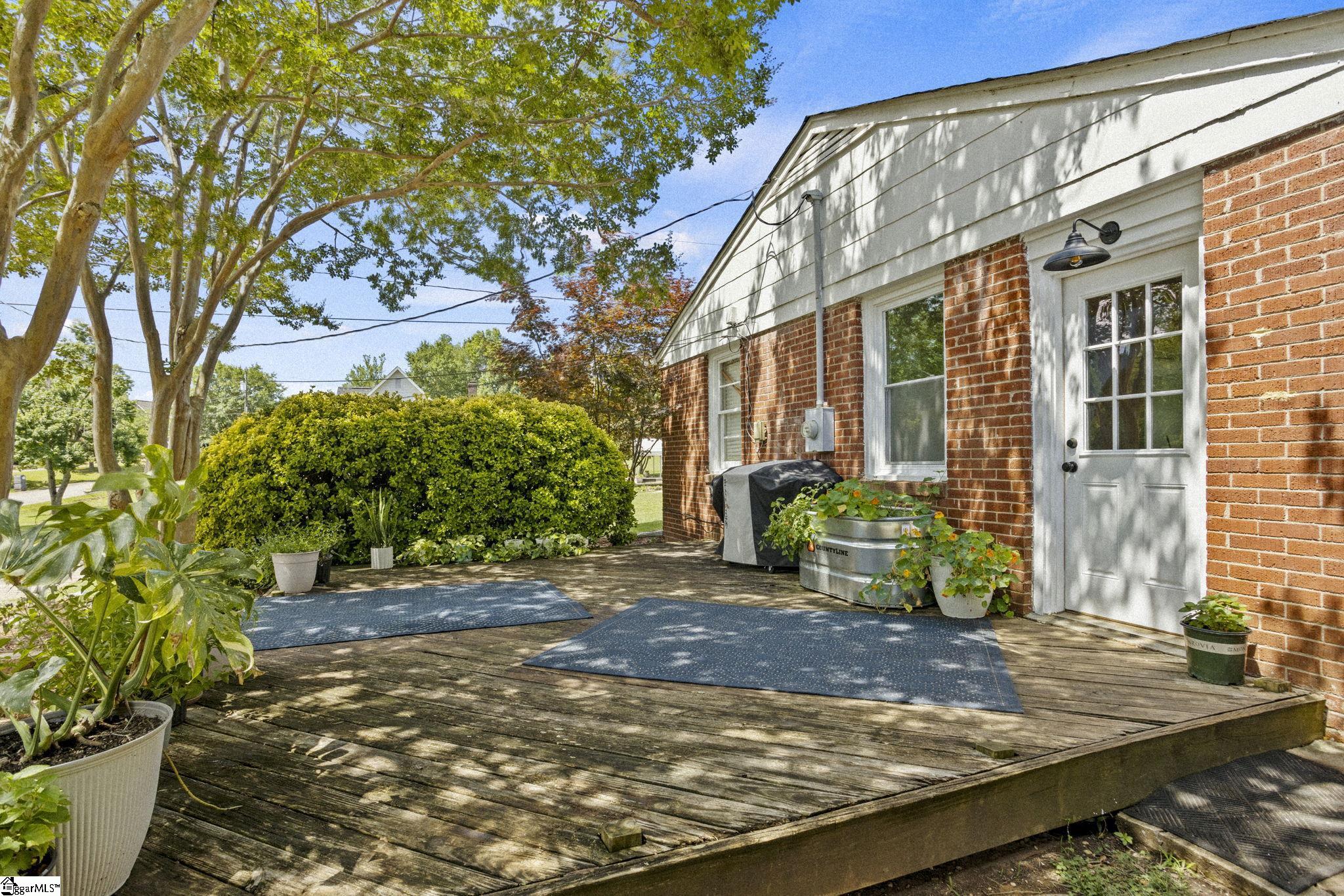 1902 Old Parker Road Greenville, SC 29609