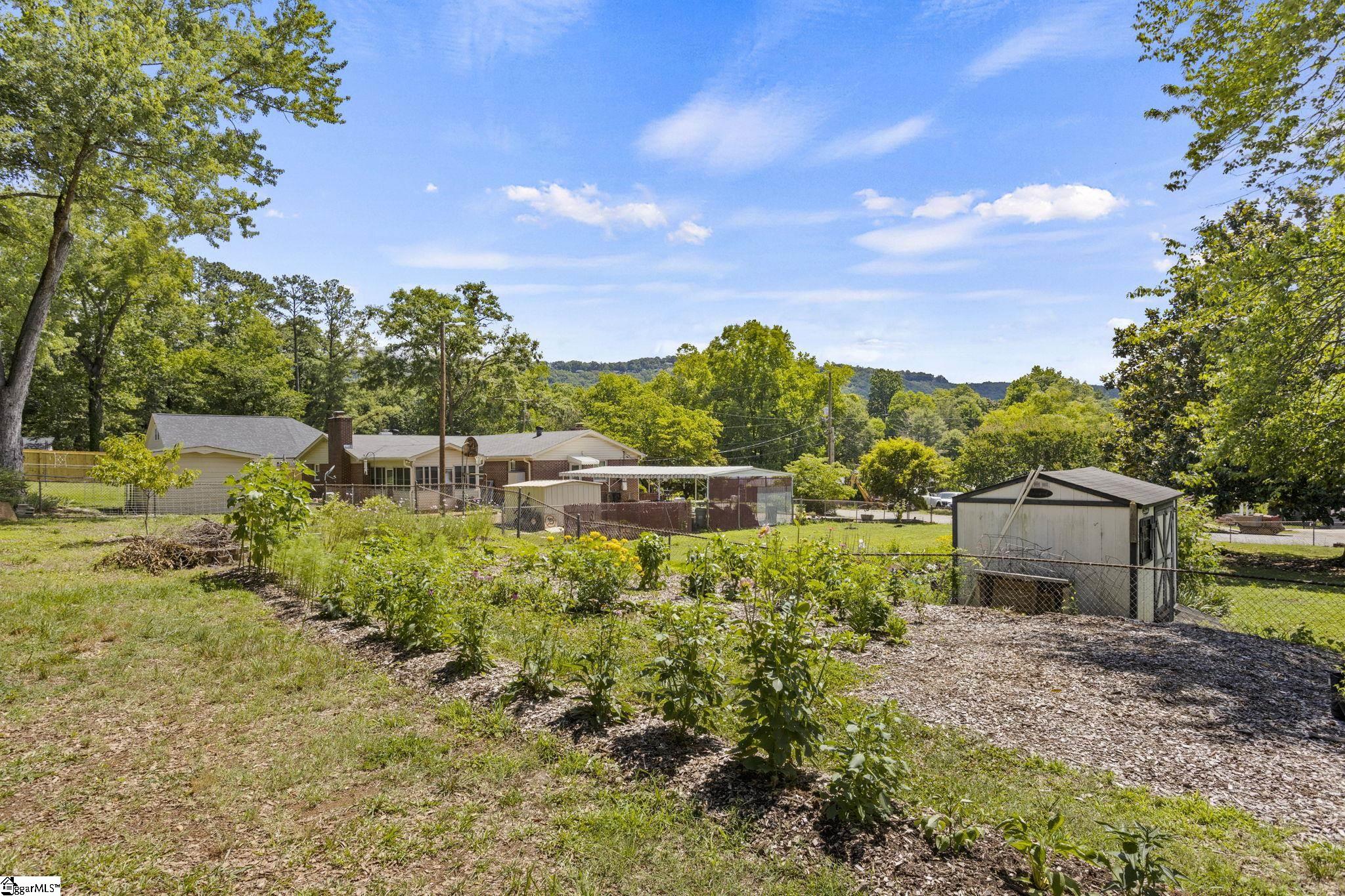 1902 Old Parker Road Greenville, SC 29609
