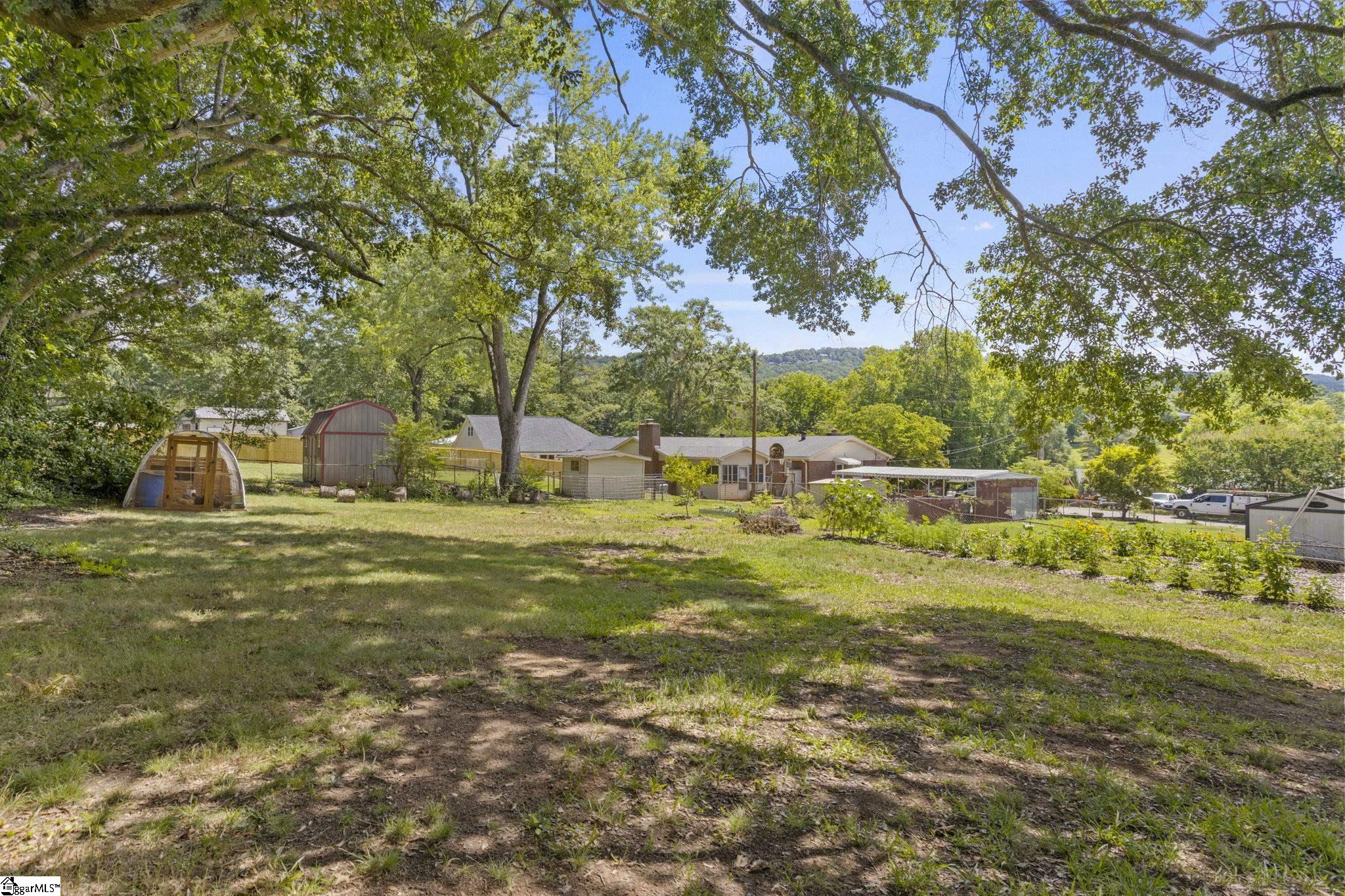 1902 Old Parker Road Greenville, SC 29609
